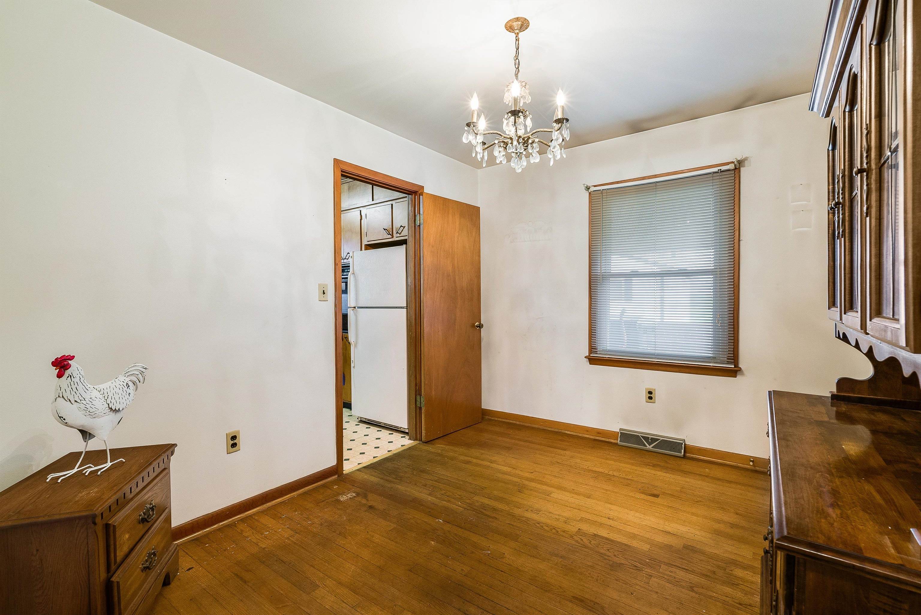 72 Hudson Ave