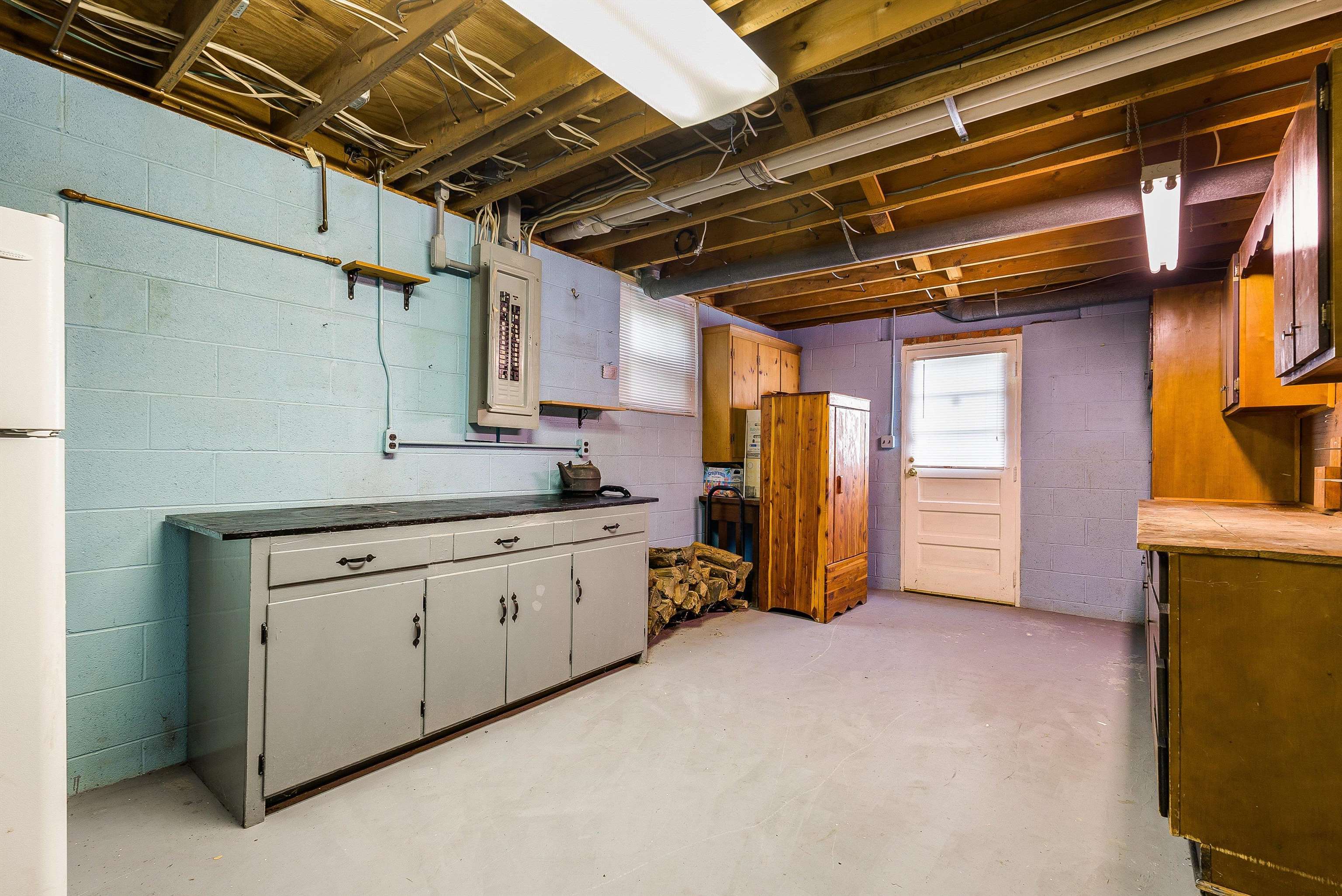 72 Hudson Ave