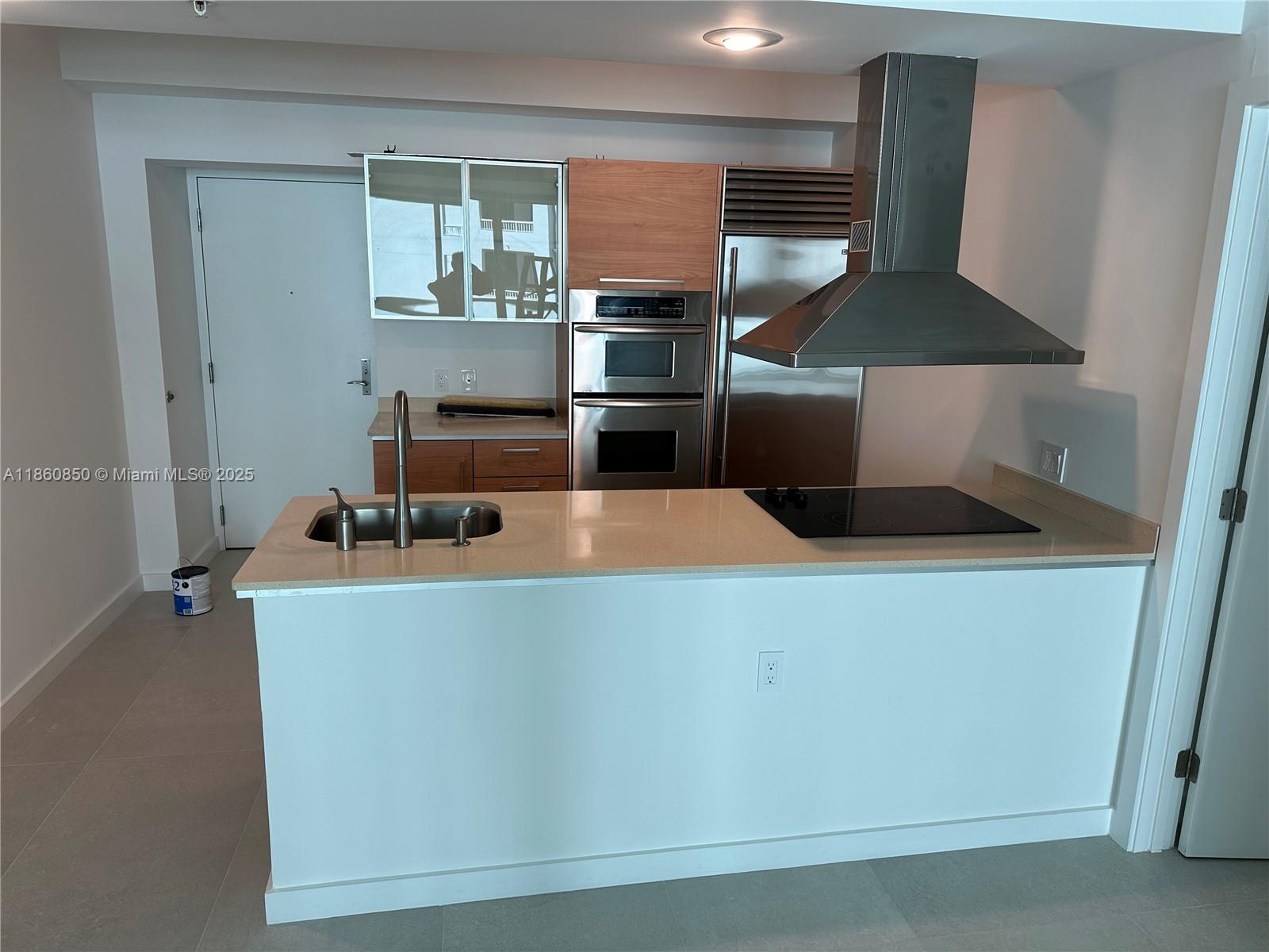 The Emerald At Brickell C