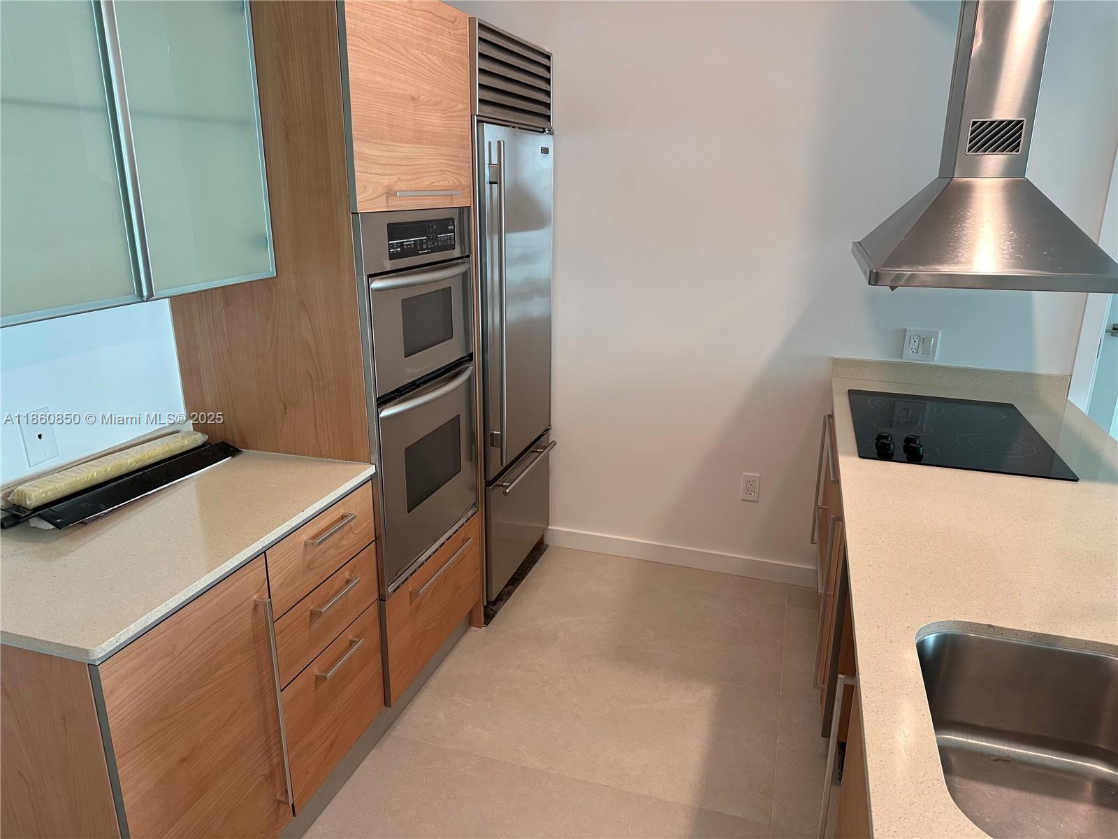 218 SE 14th St #1508, Miami FL 33131