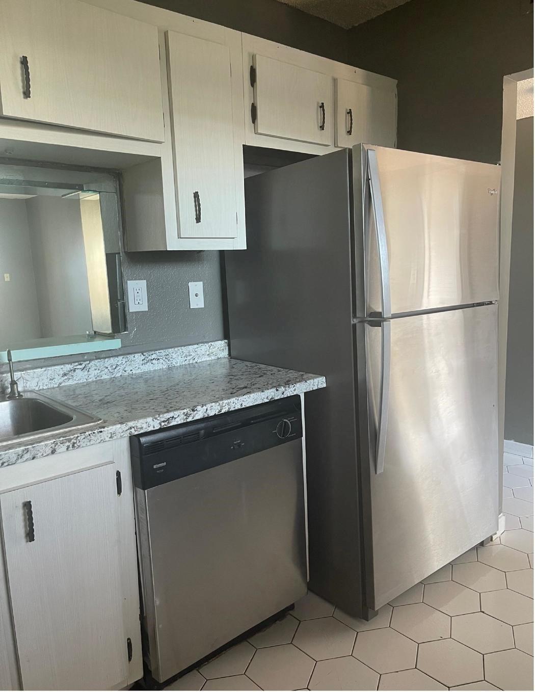 Homes for sale in Lauderdale Lakes, FL | 2860 Somerset Dr #417, Lauderdale Lakes, FL 33311 | MLS# F10520620