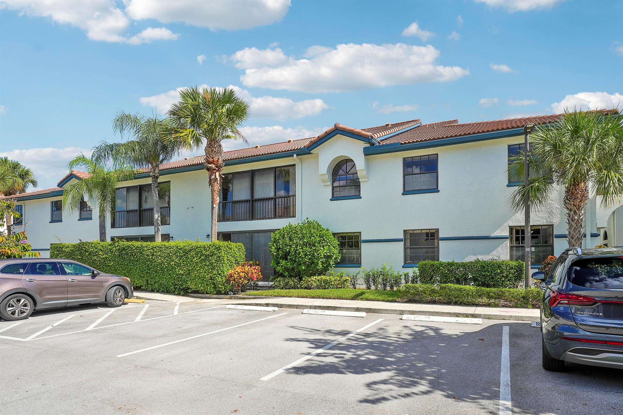 Platina / Illustre Villag