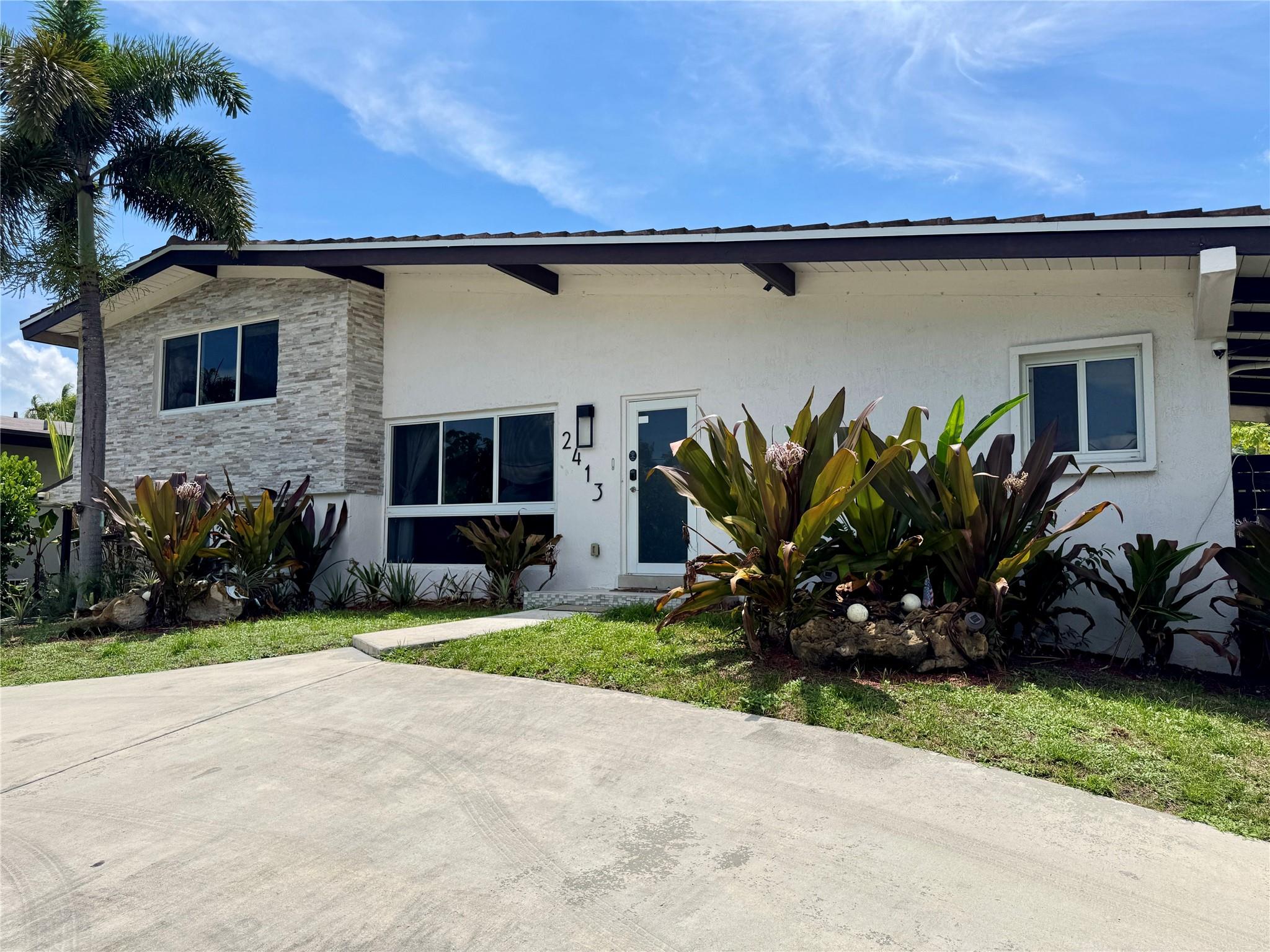 2413 Sugarloaf Ln Fort Lauderdale FL 33312 | F10521081