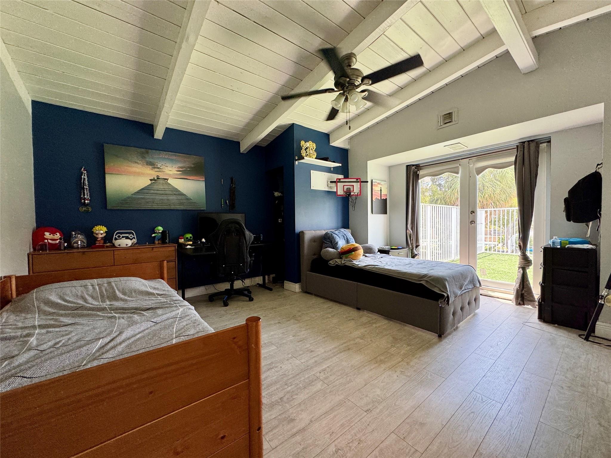 Upstairs Primary Bedroom