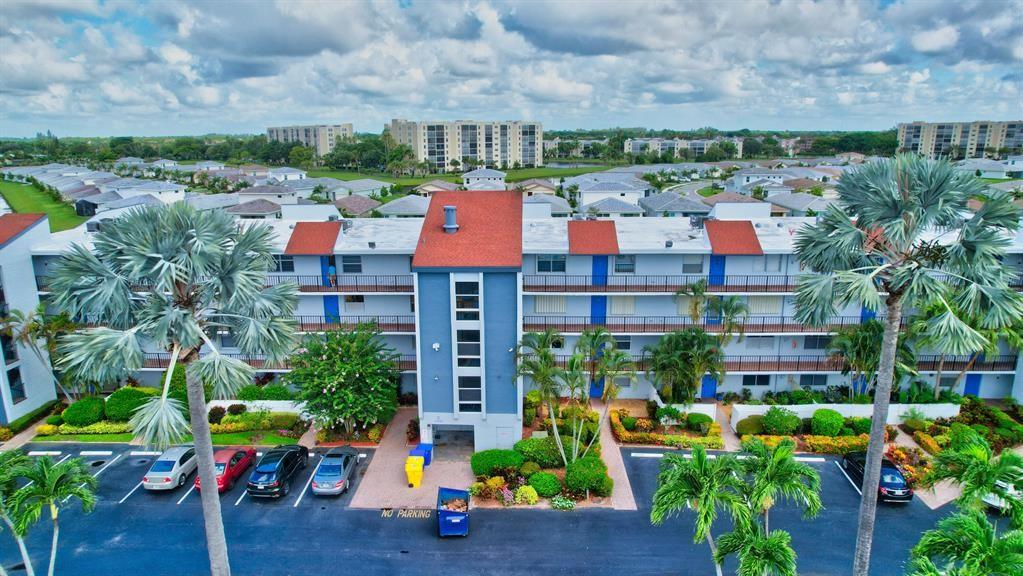 Villages Of Oriole Deauvi