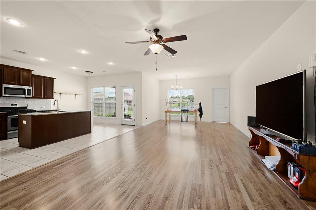 Homes for sale in Baton Rouge, LA | 7741 W Pelican Lakes Ave, Baton Rouge, LA 70820 | MLS# 2515484