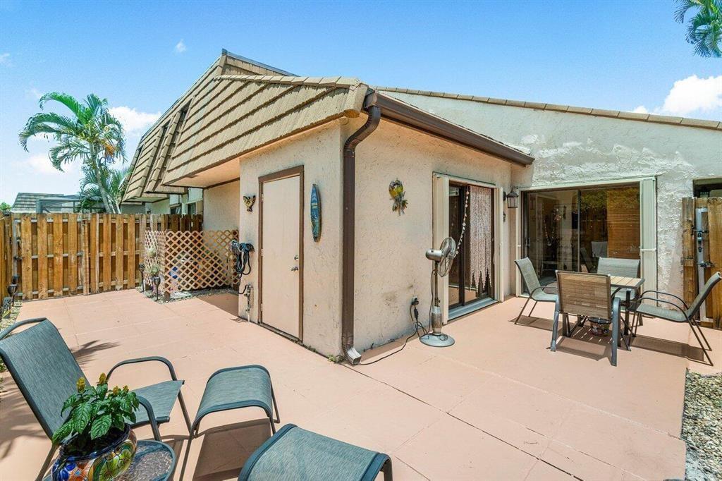 Homes for sale in West Palm Beach, FL | 4252 Palm Bay Cir #D, West Palm Beach, FL 33406 | MLS# F10521211