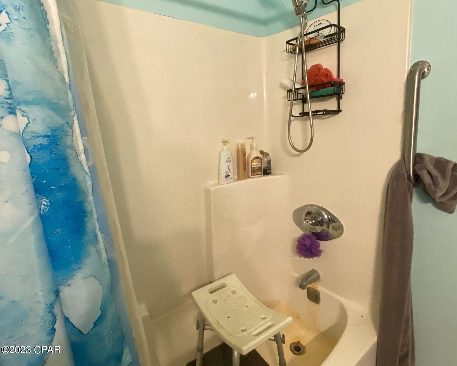 Homes for sale in Panama City, FL | 3810 W 17Th St, Panama City, FL 32401 | MLS# 748112