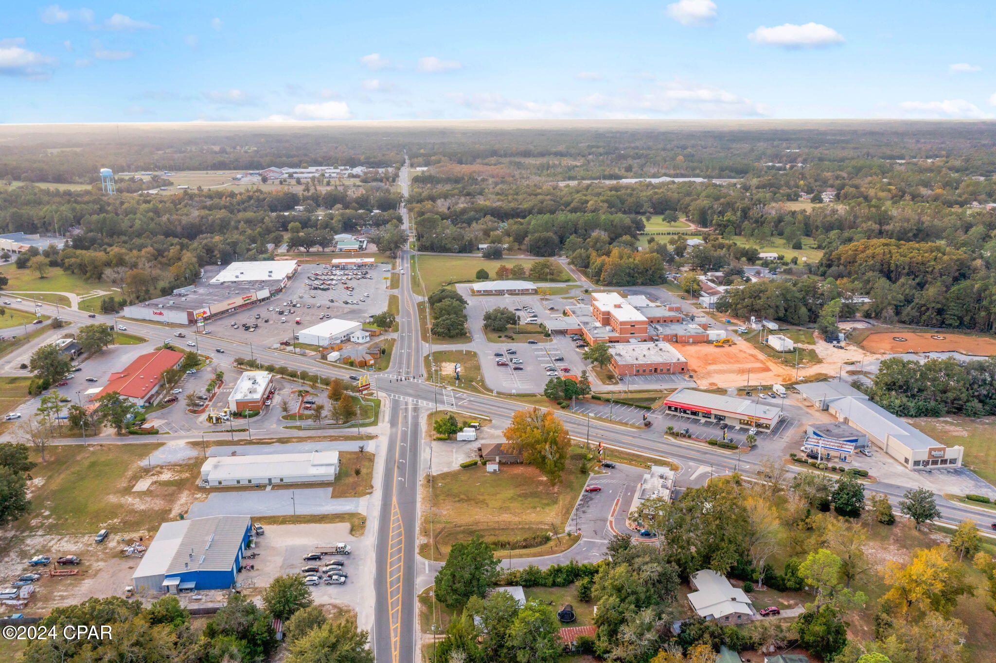 Listing photo id 9 for 1259 Main Street