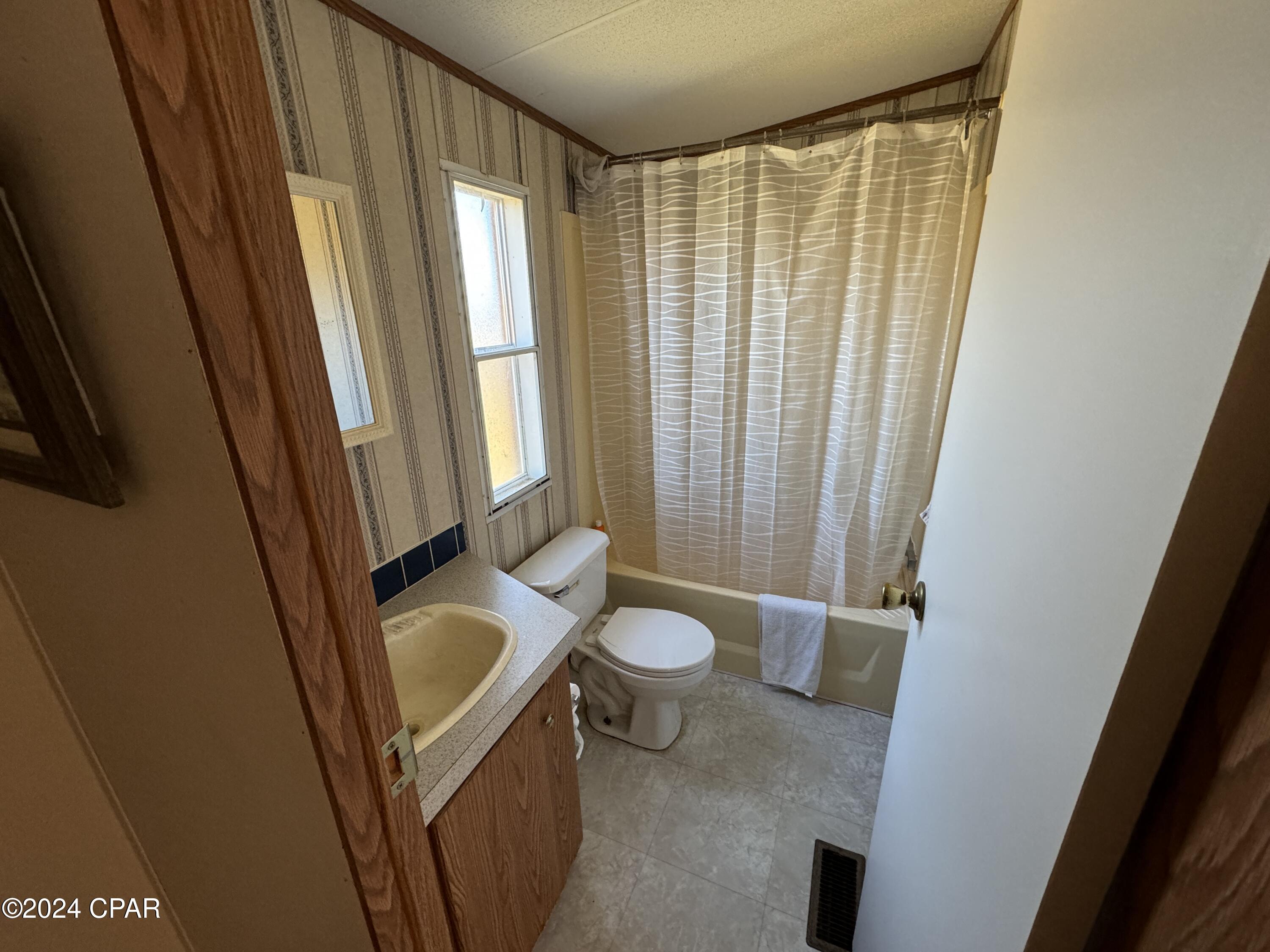 Image 22 For 1007 Whitaker Road