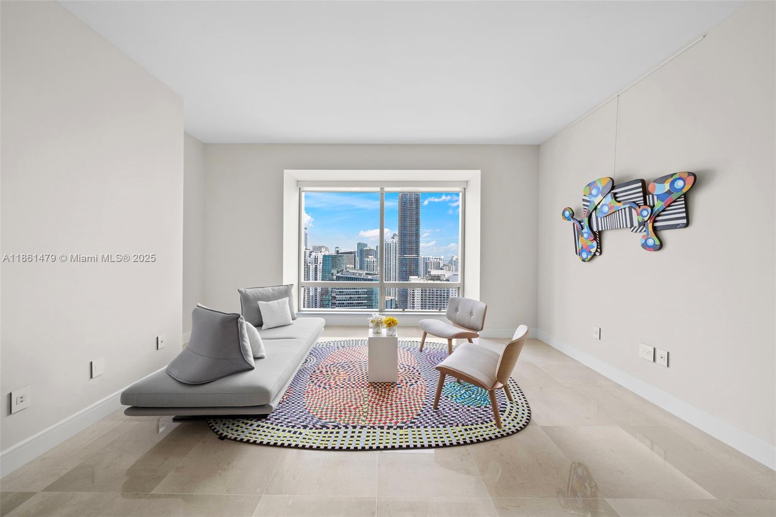 Apartamento à Venda em Miami, FL