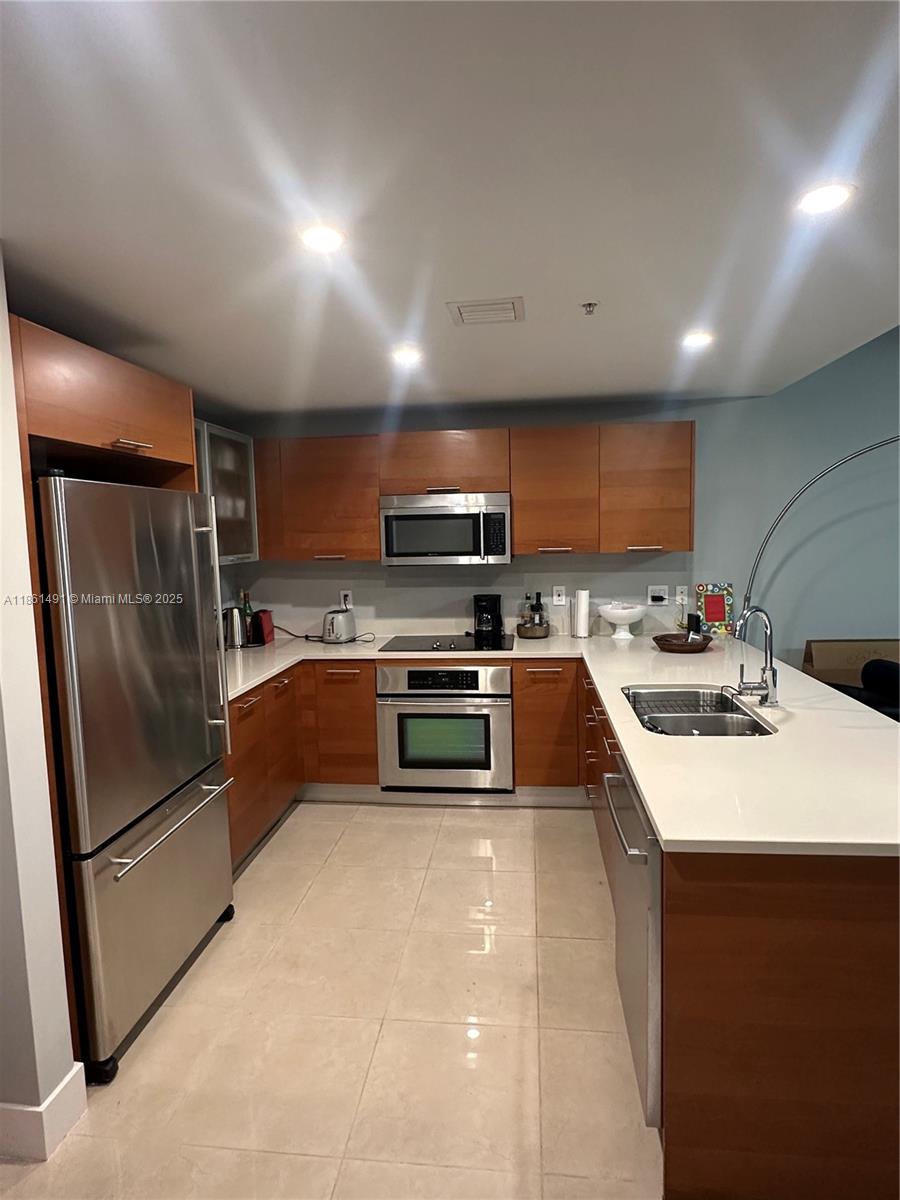 Condo for Rent in Miami, FL