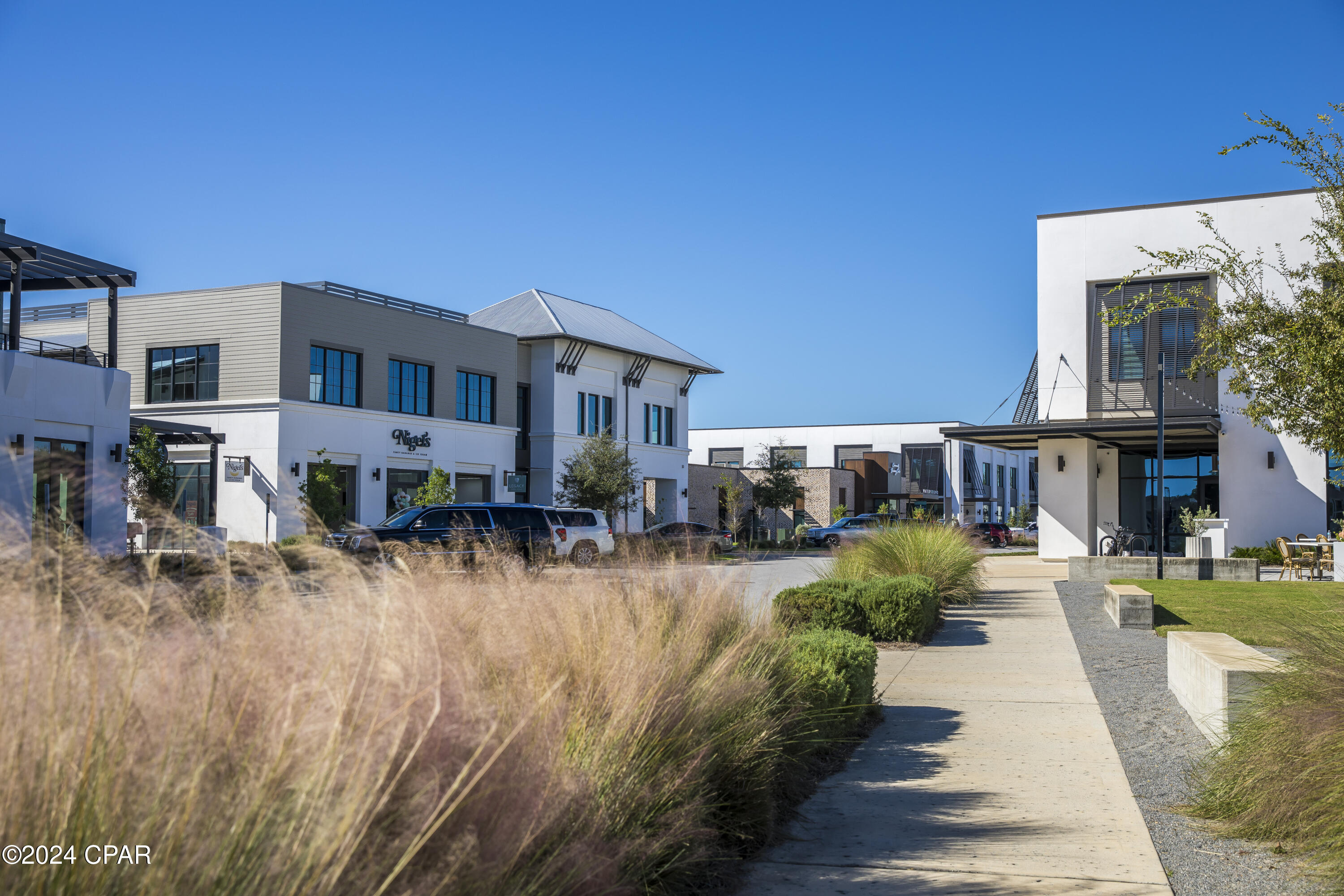 Image 3 For 19 Plaza Way