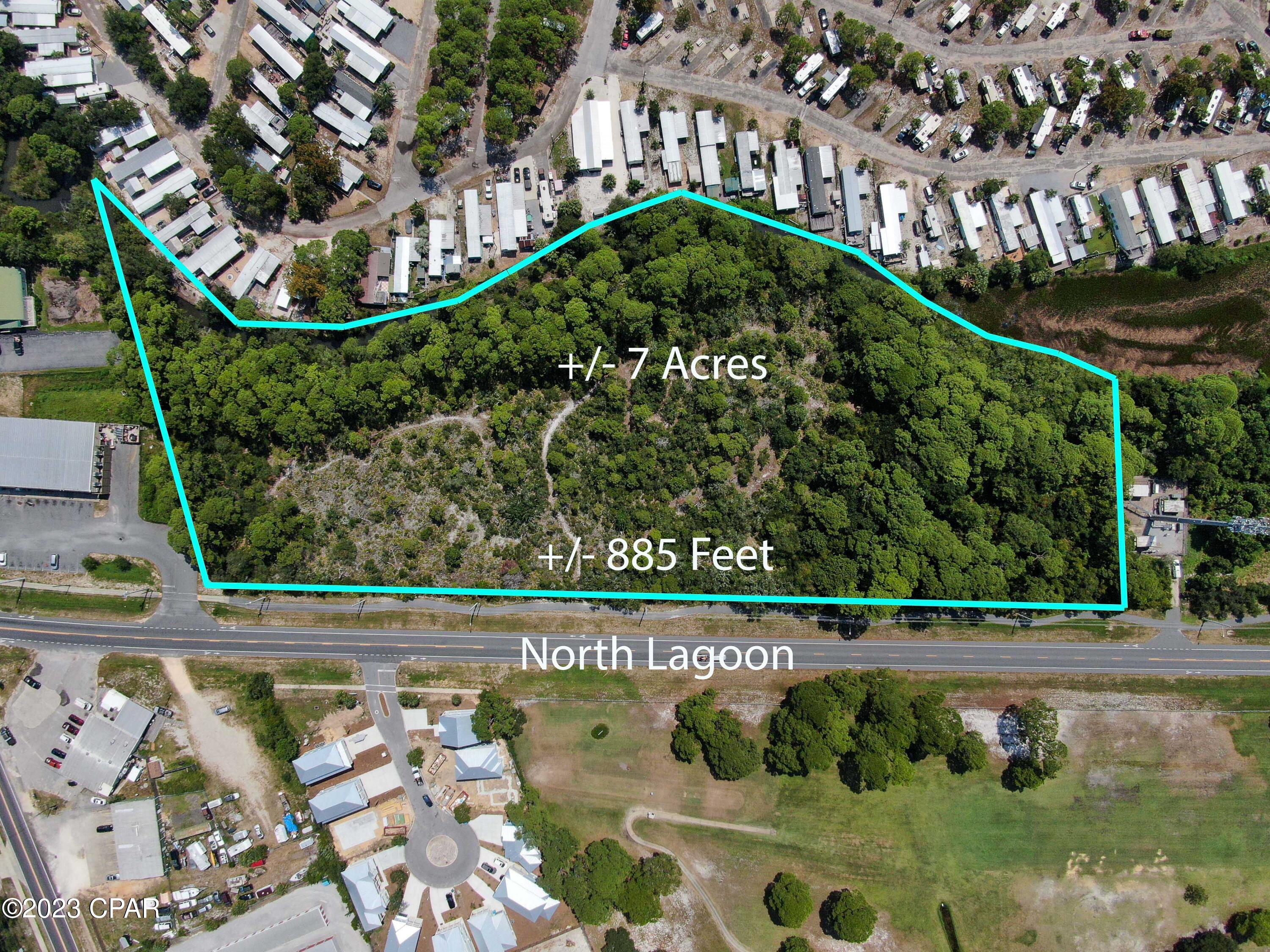 Listing photo id 2 for 9129 Lagoon Drive