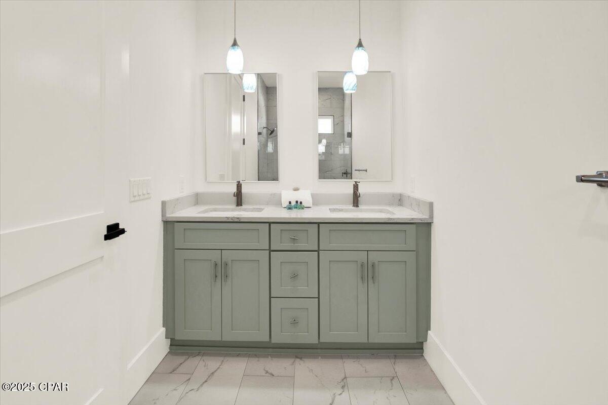 Image 109 For 13401 Oleander Drive