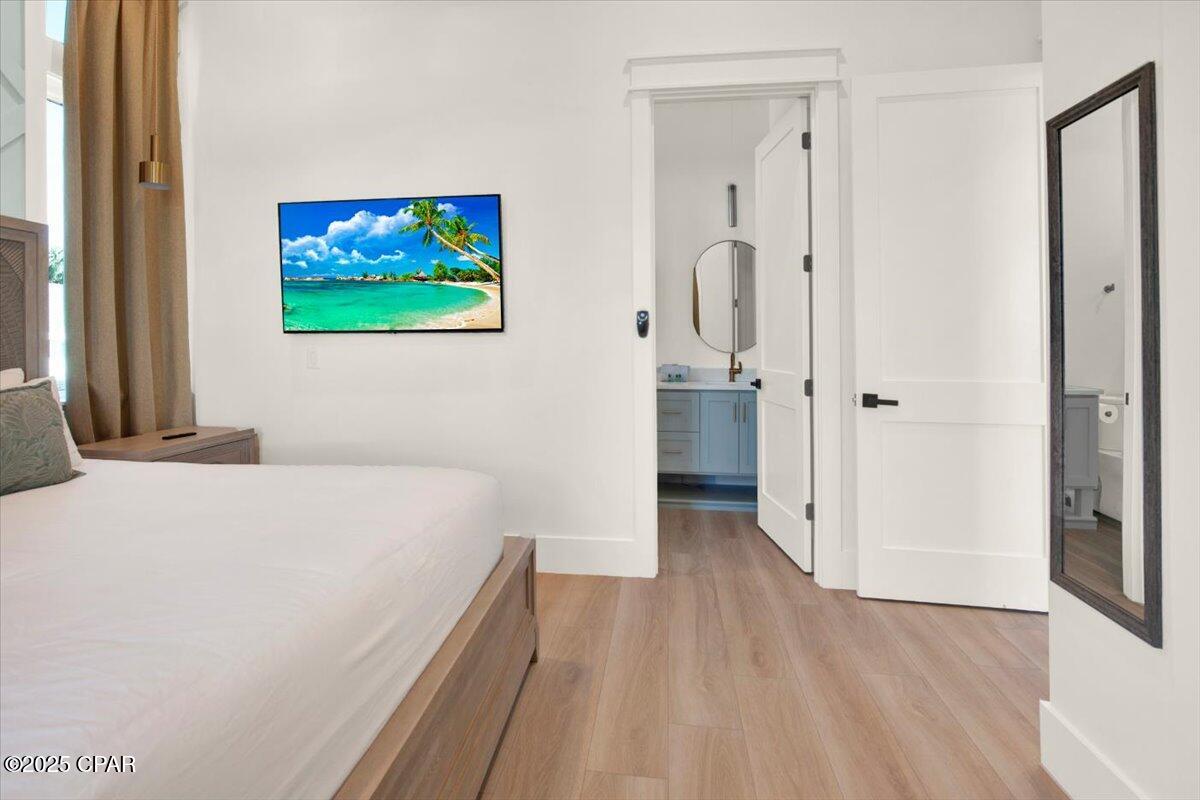 Image 9 For 13401 Oleander Drive