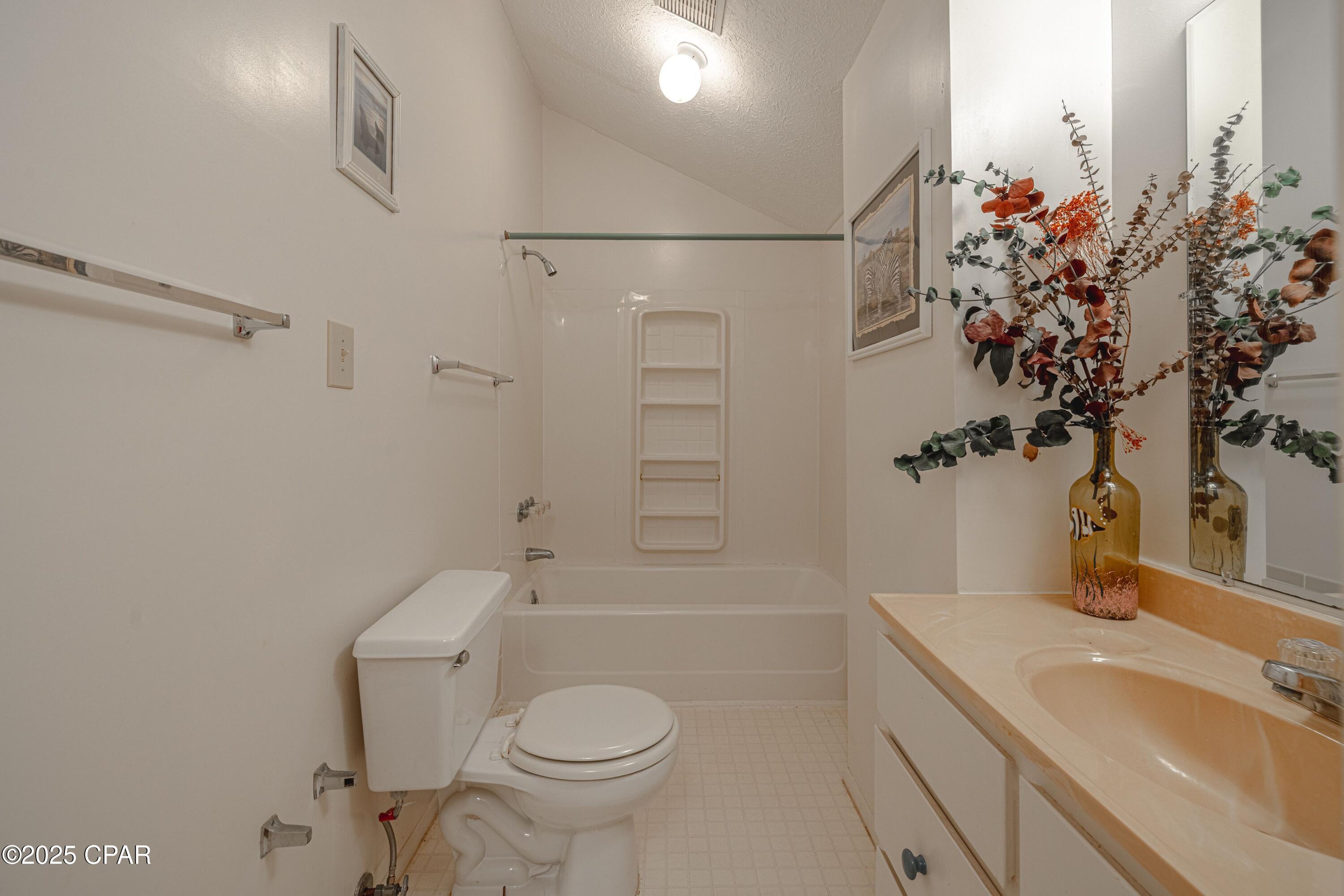 Image 21 For 17614 Front Beach Road 15e