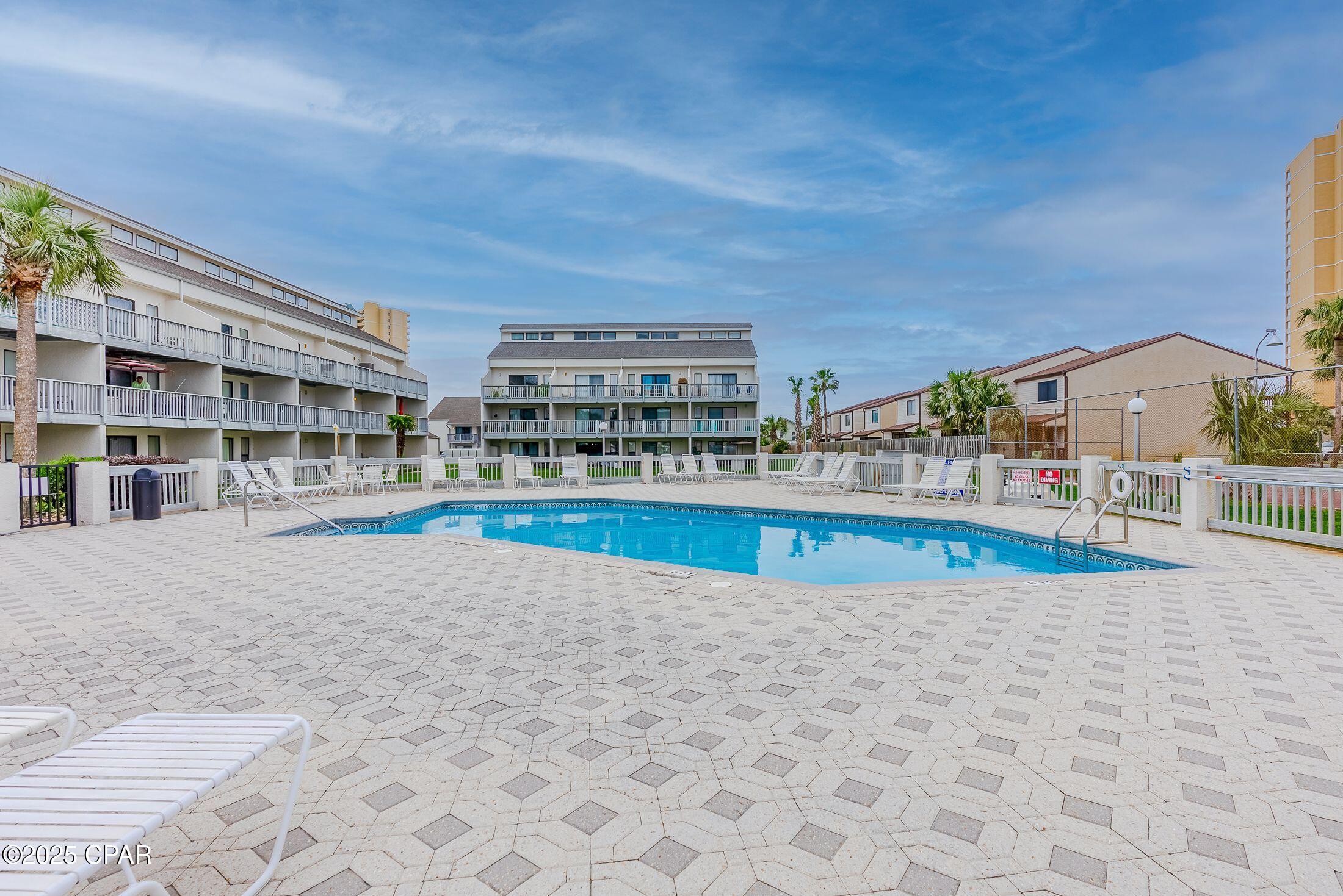 Image 38 For 17614 Front Beach Road 15e