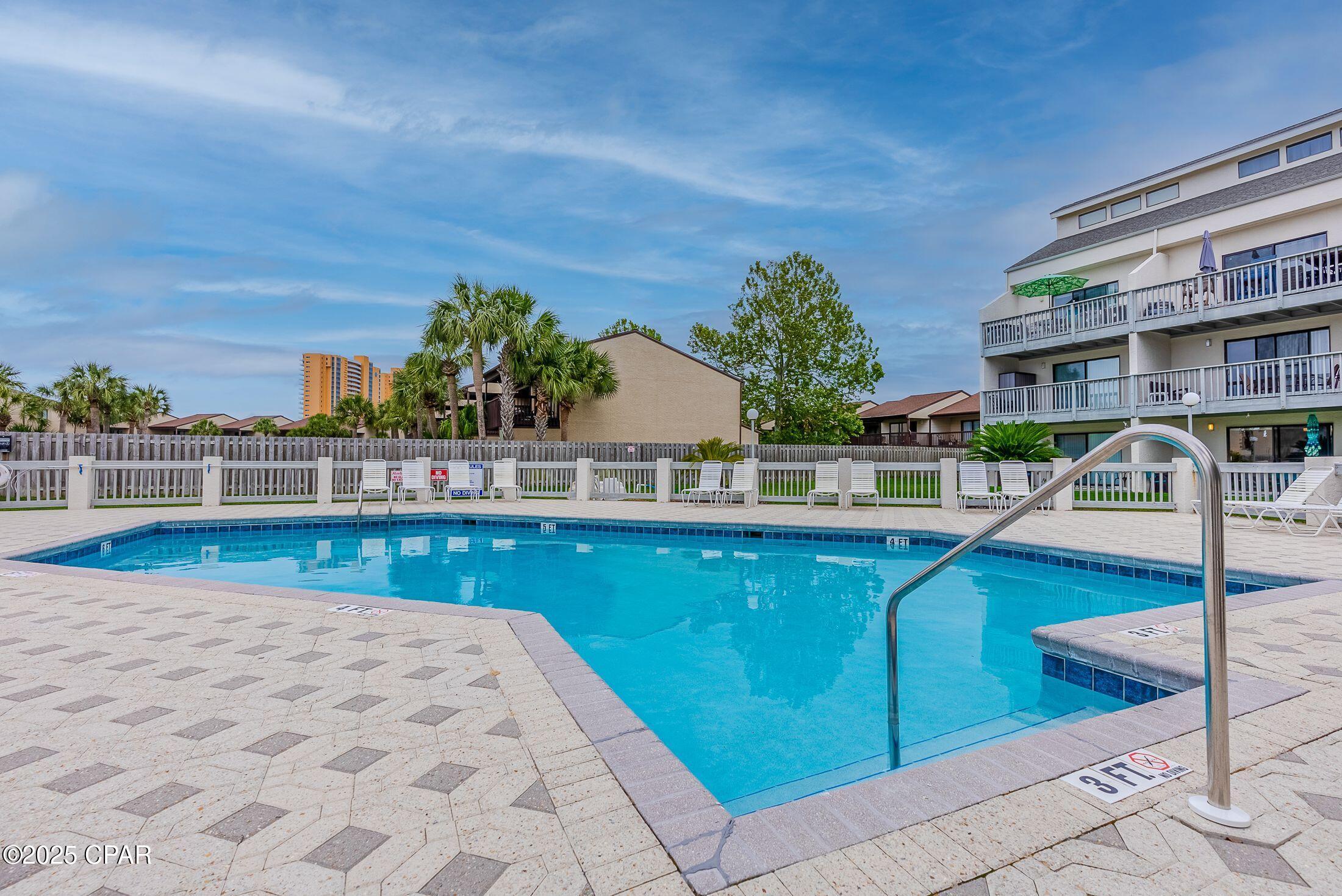 Image 4 For 17614 Front Beach Road 15e