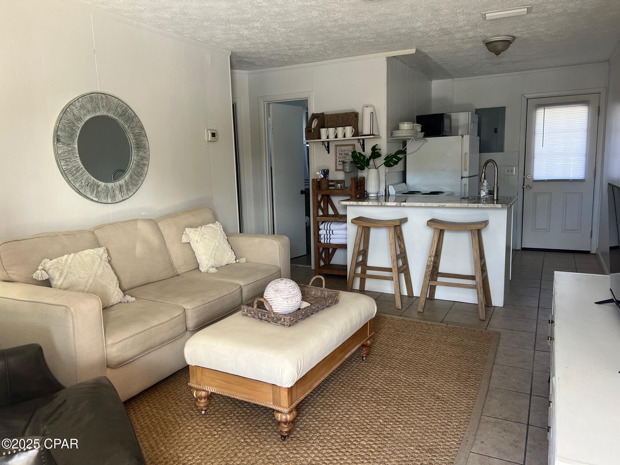 Image 3 For 5900 Sunset Avenue