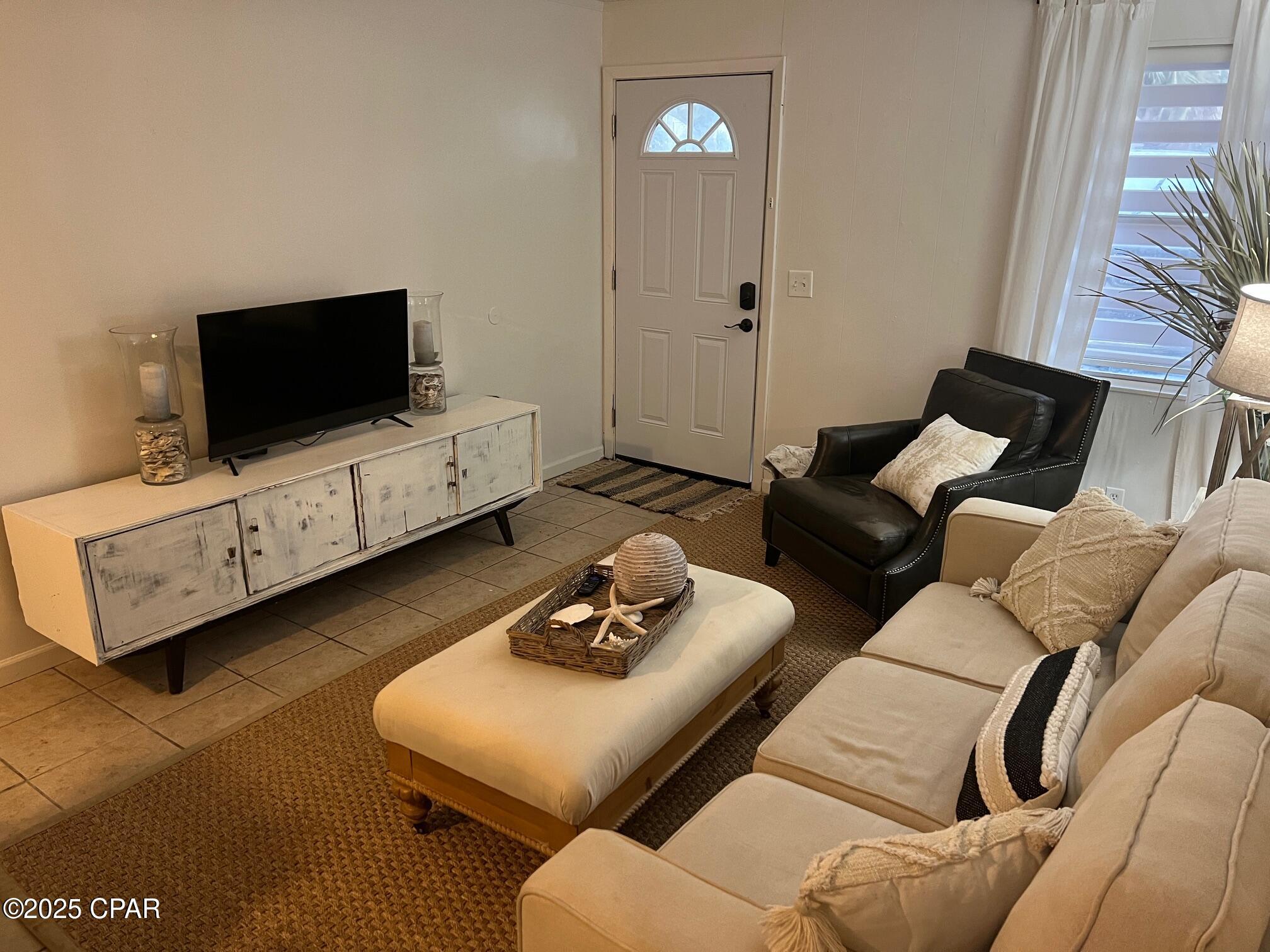 Image 5 For 5900 Sunset Avenue