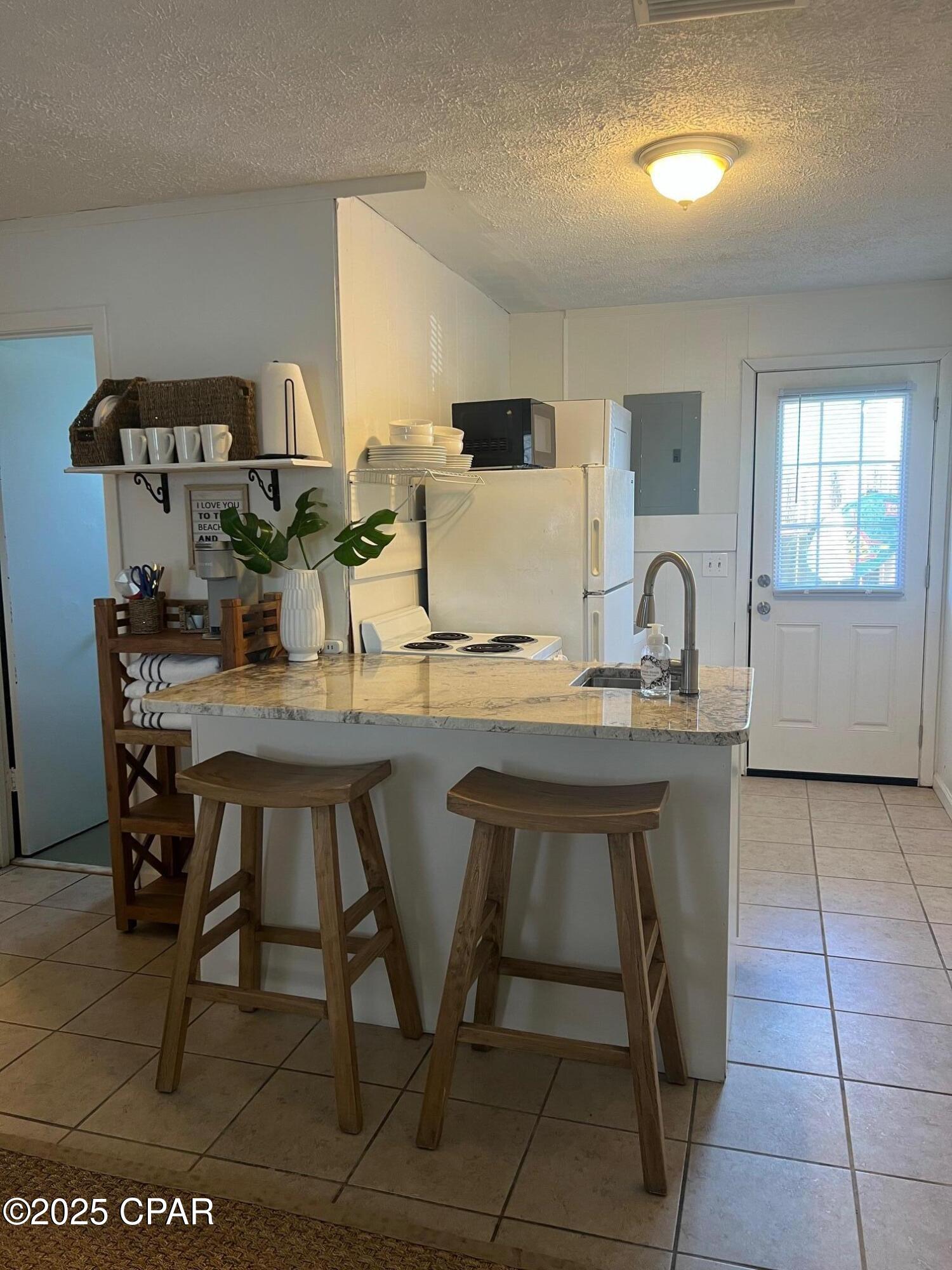 Image 7 For 5900 Sunset Avenue