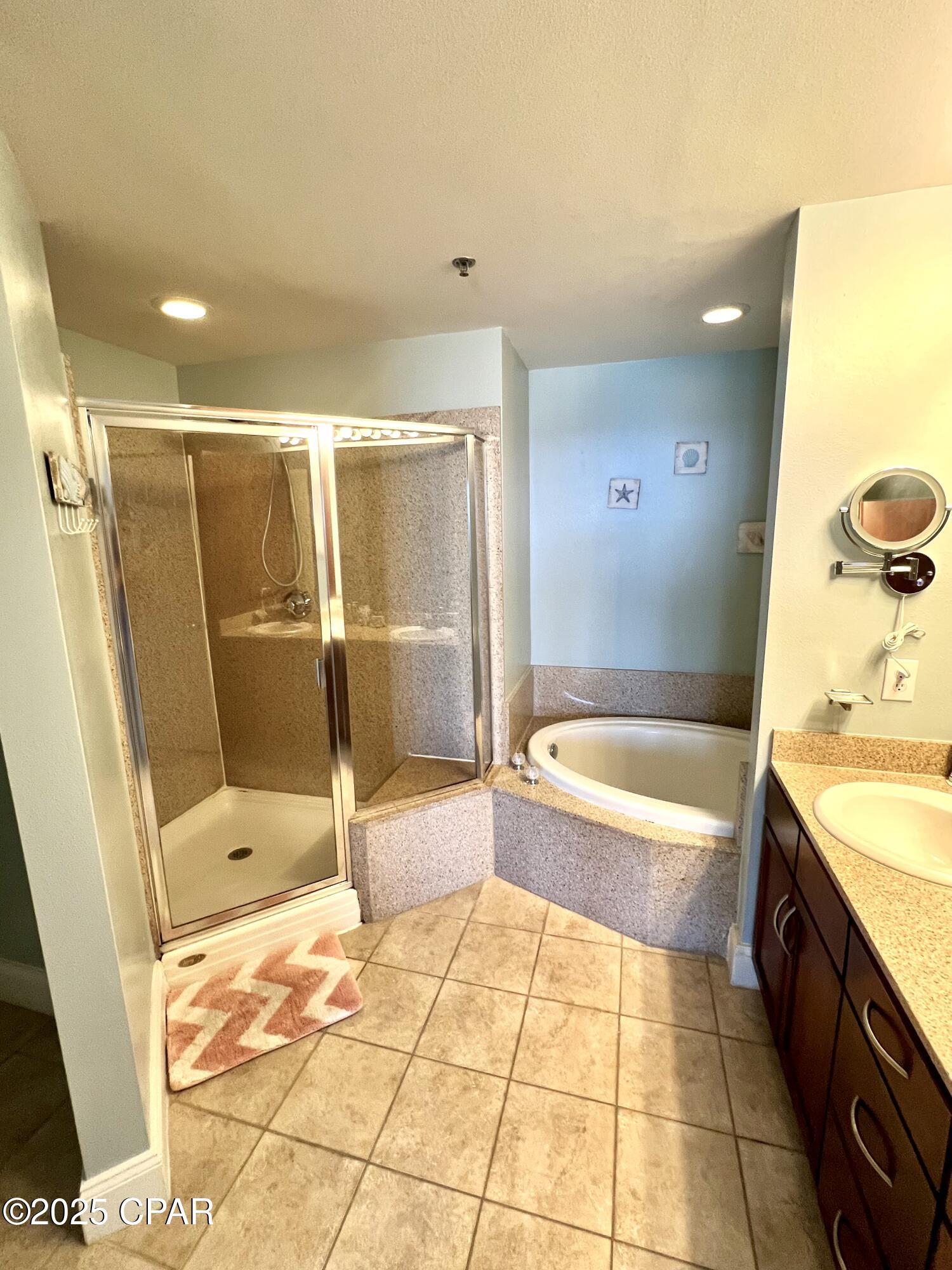 Image 23 For 9860 Thomas Drive 1026