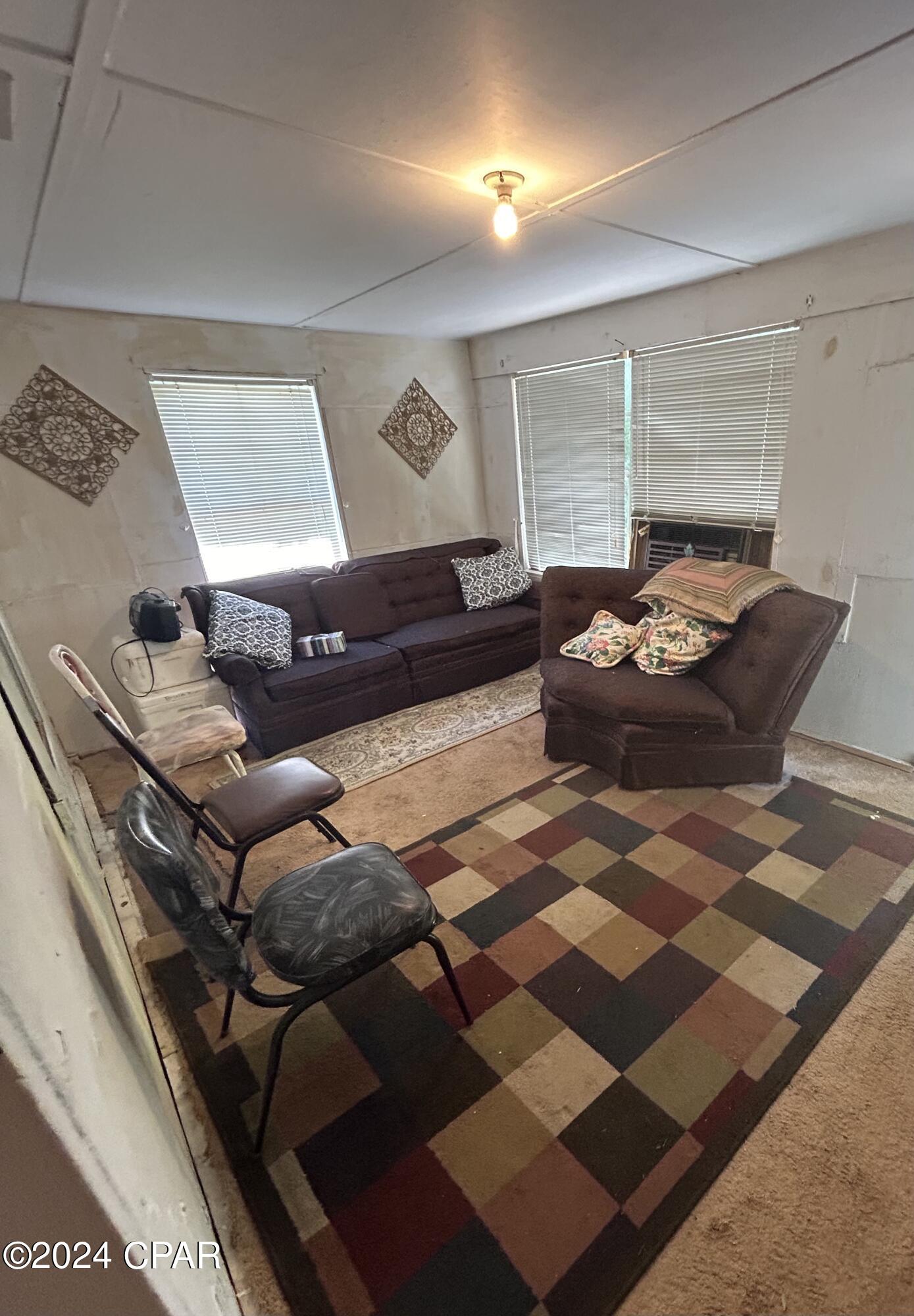 Homes for sale in Grand Ridge, FL | 286 Ne Cr, Grand Ridge, FL 32442 | MLS# 755692