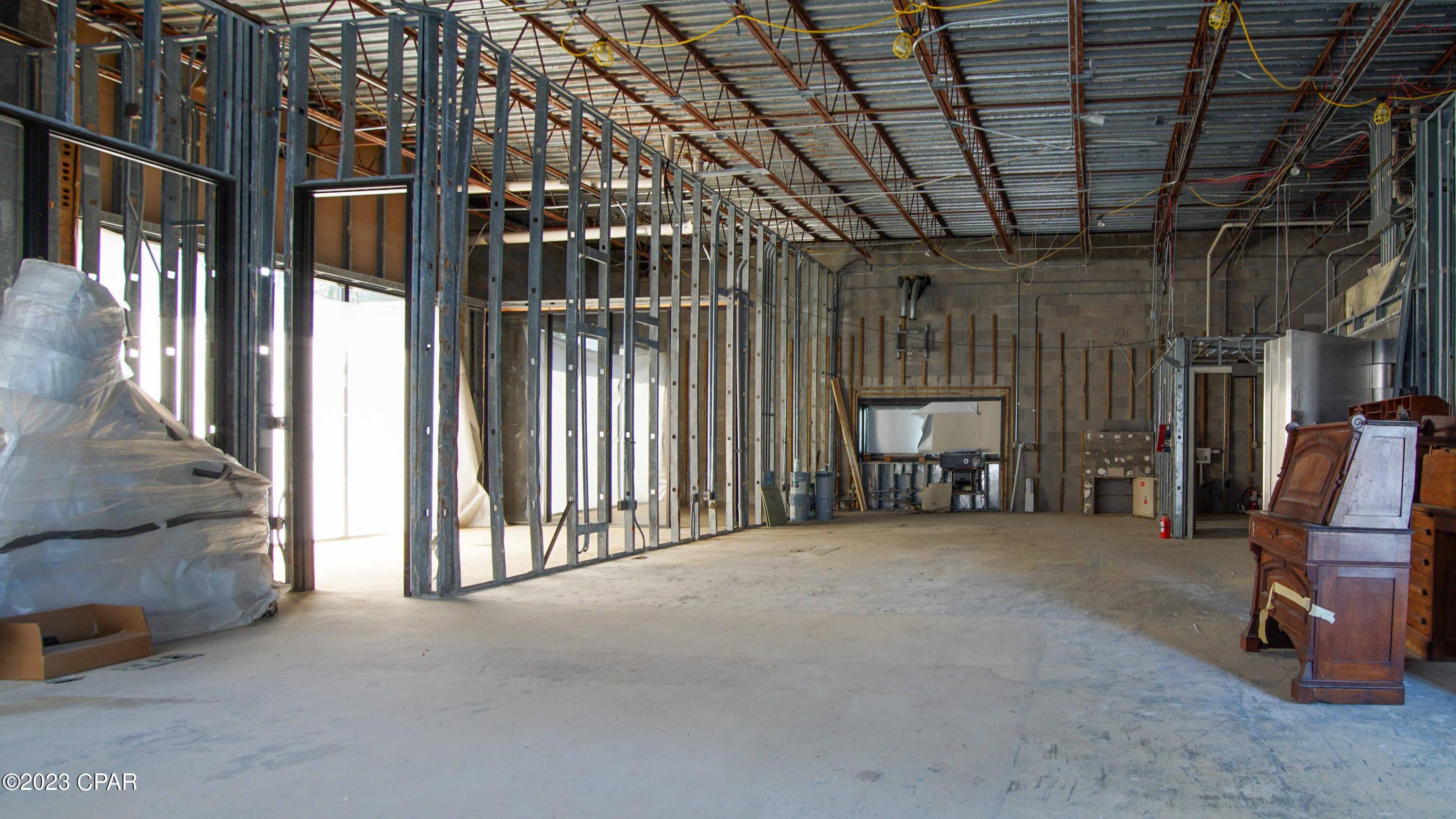 Listing photo id 13 for 9001 Front Beach Road