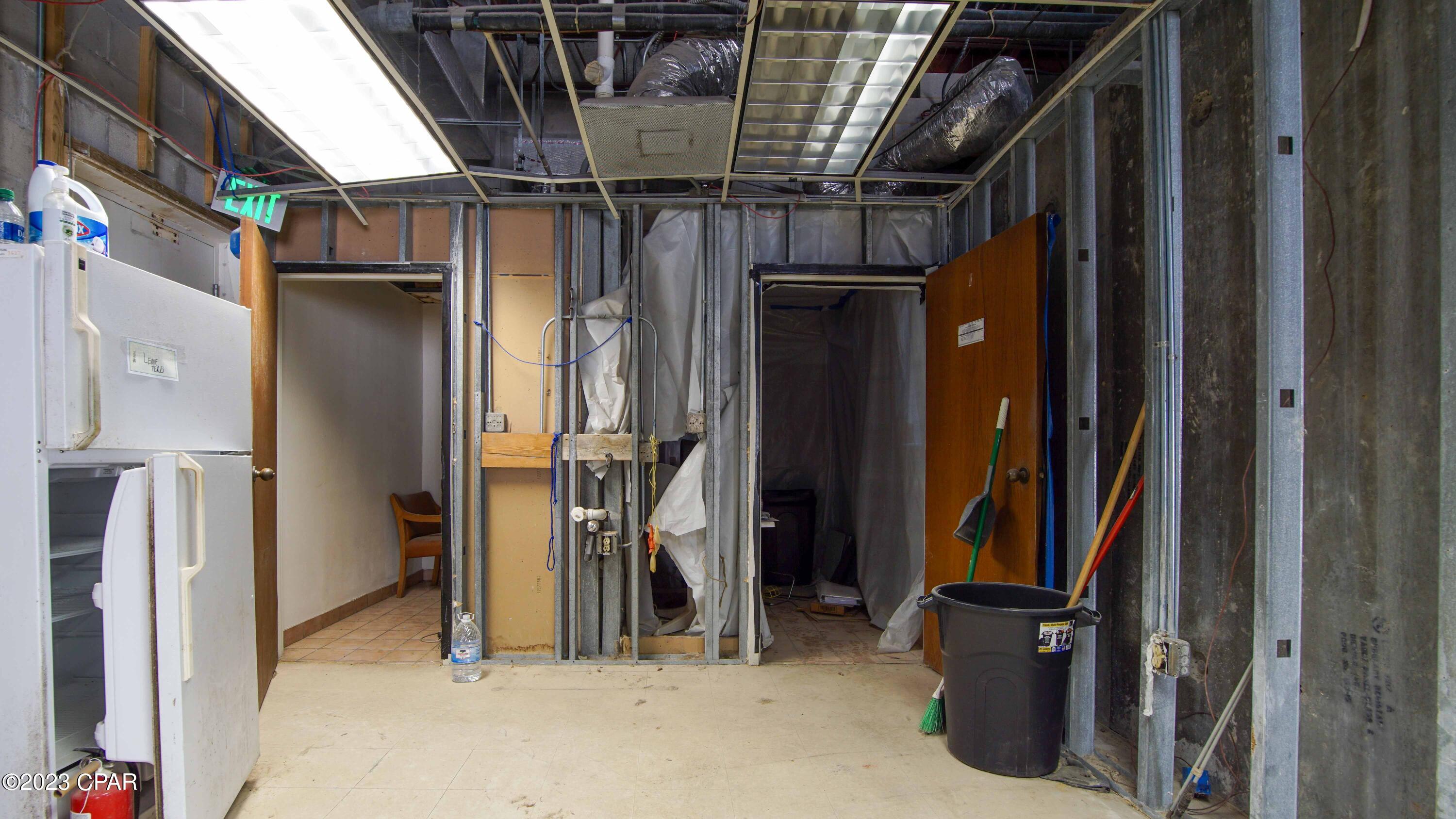 Image 19 For 9001 Front Beach Road