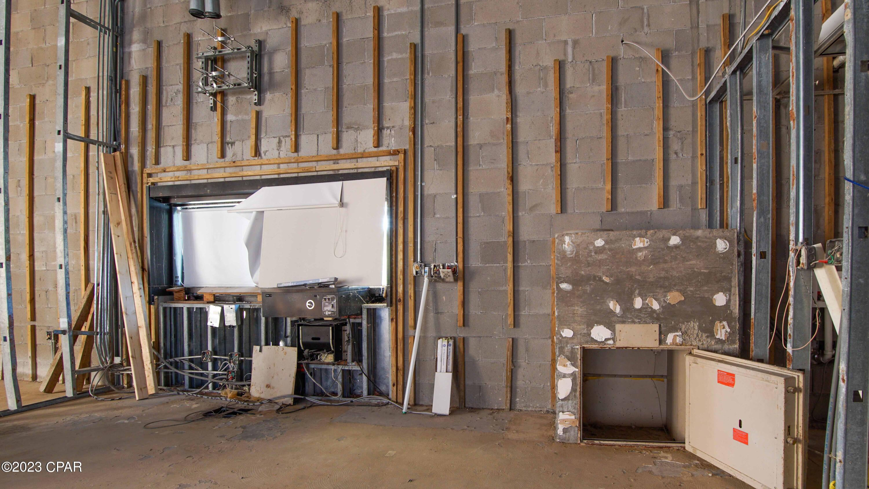 Image 21 For 9001 Front Beach Road