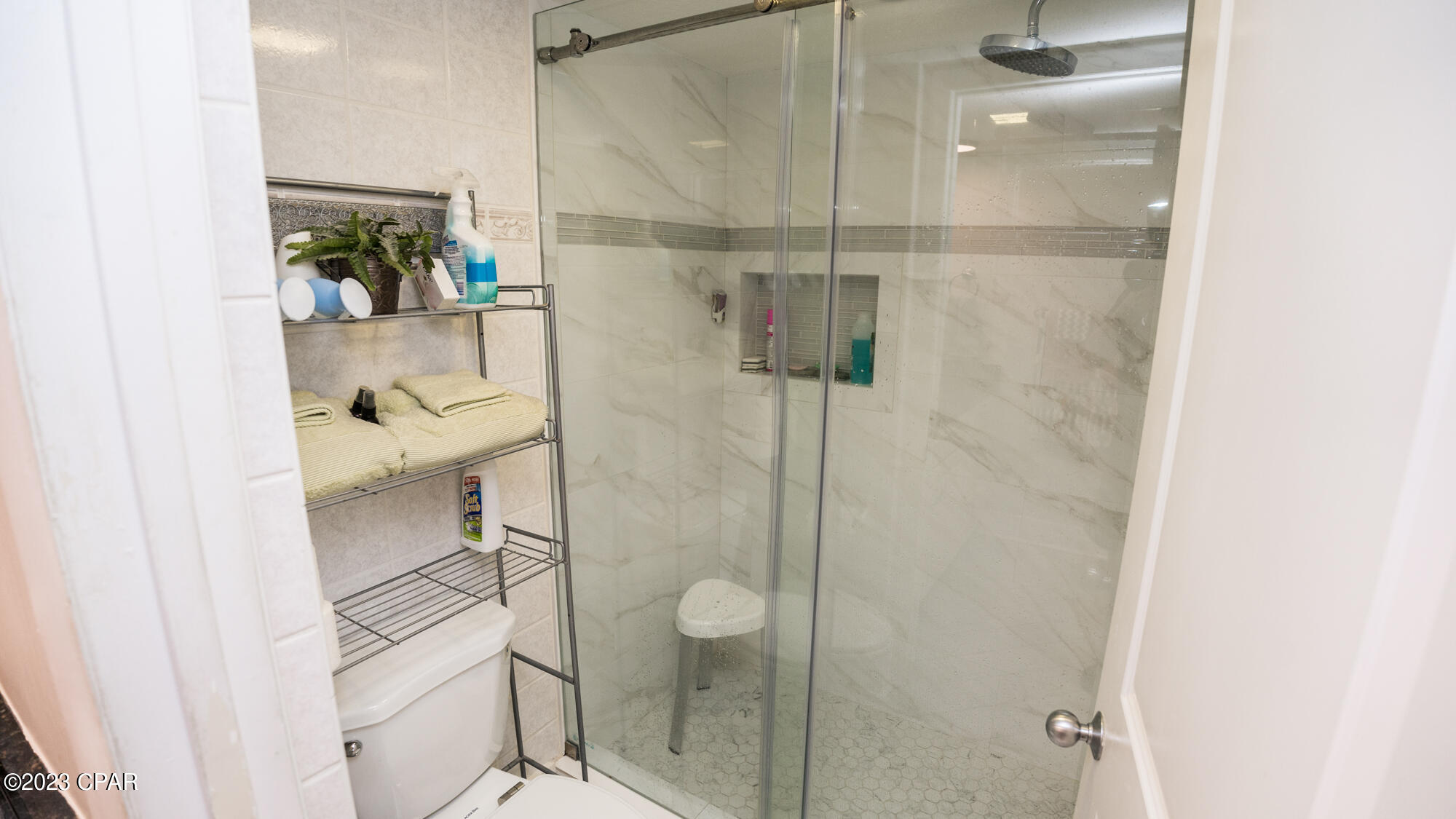 Image 12 For 7205 Thomas Drive E-304