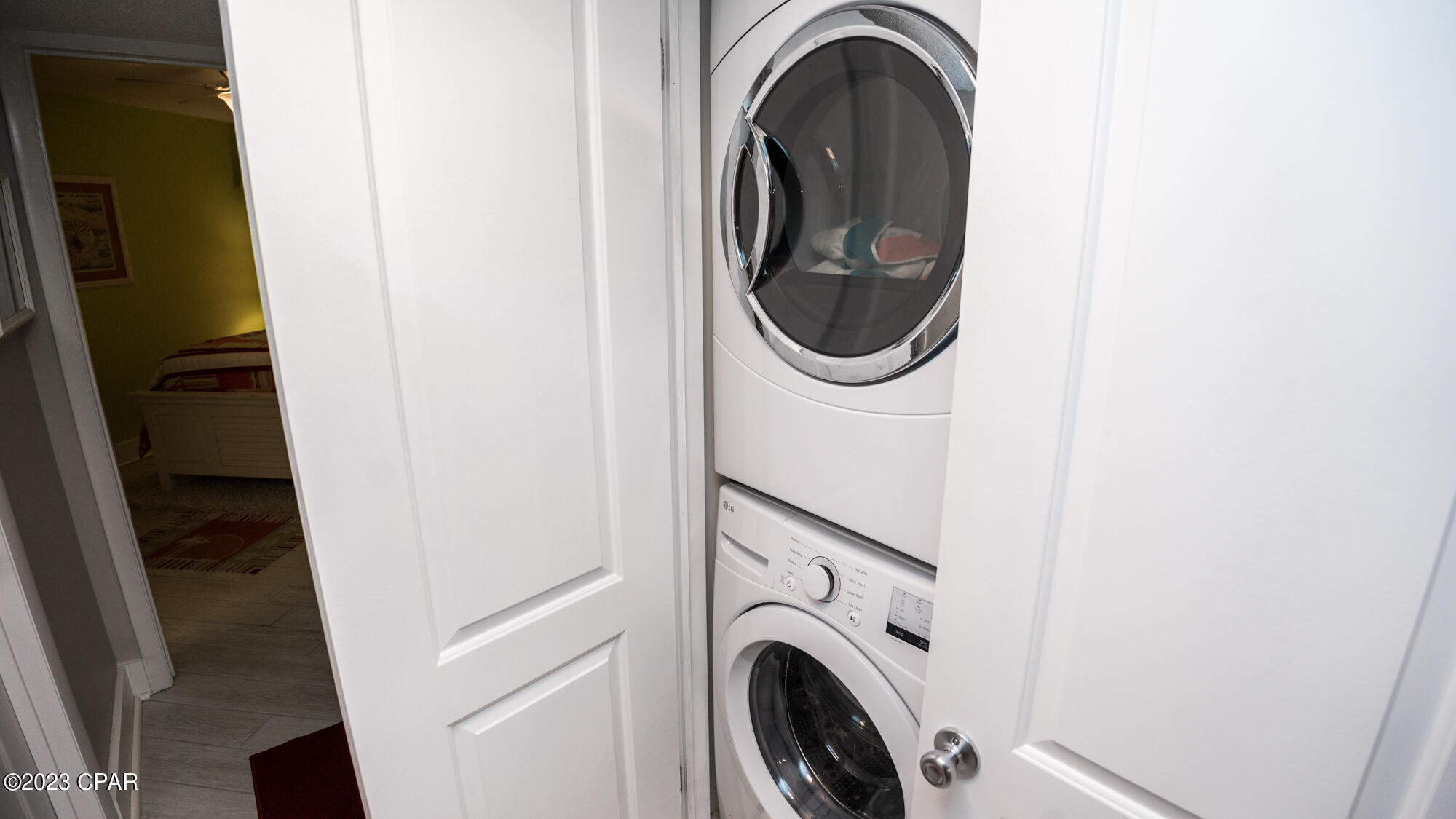 Image 16 For 7205 Thomas Drive E-304