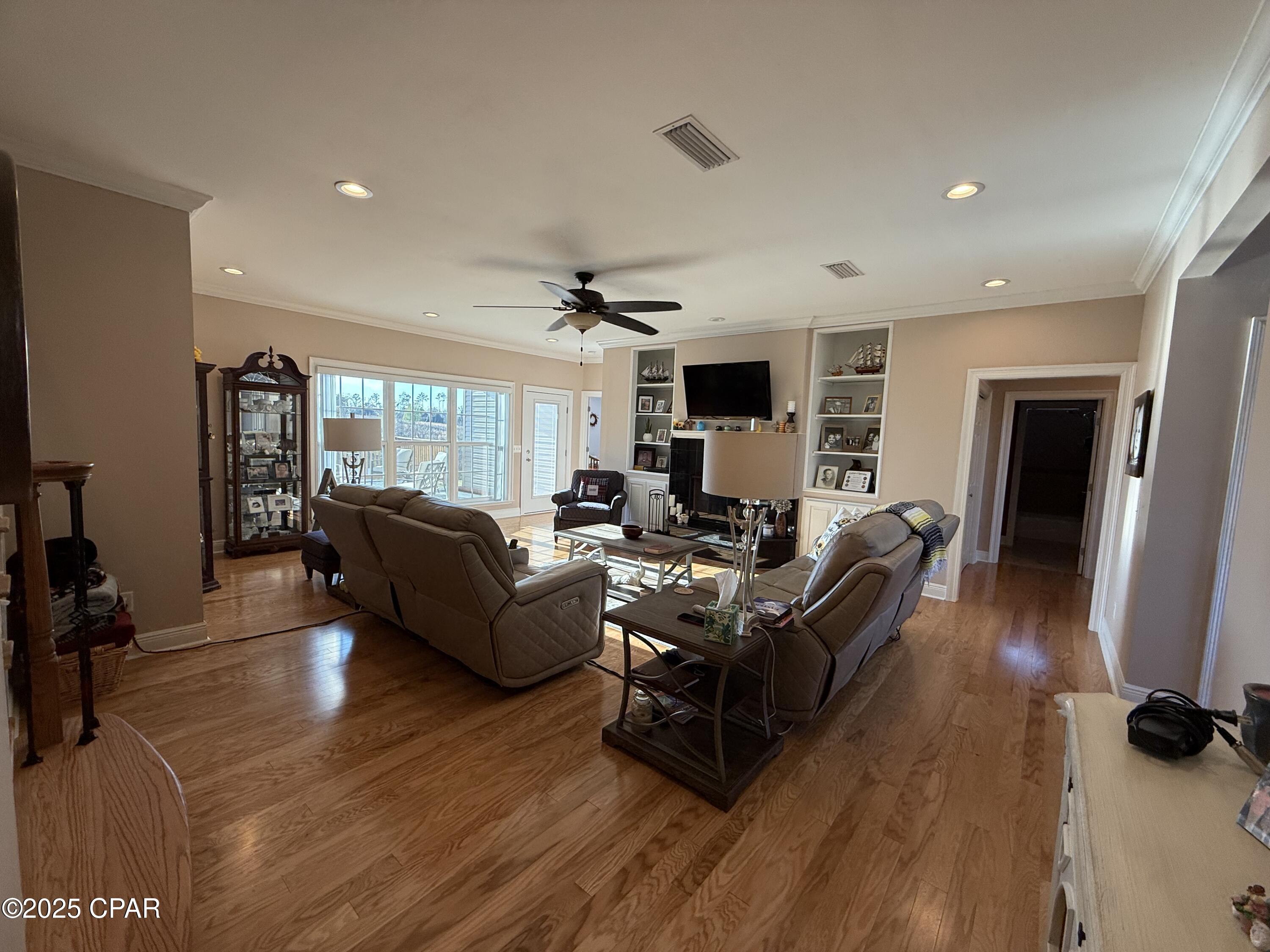 Image 11 For 2977 Chase Way