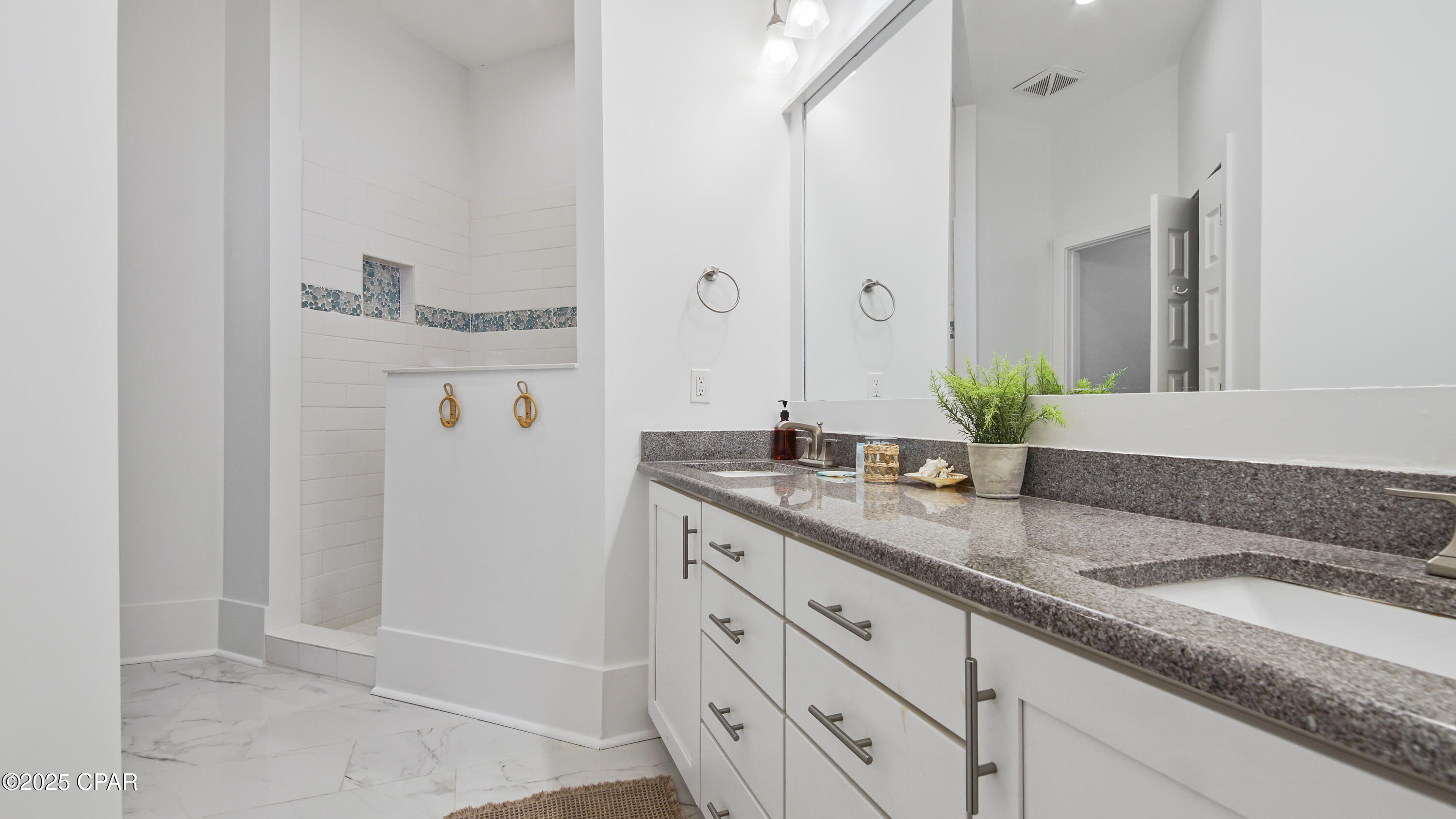 Image 20 For 294 Gulfview Circle