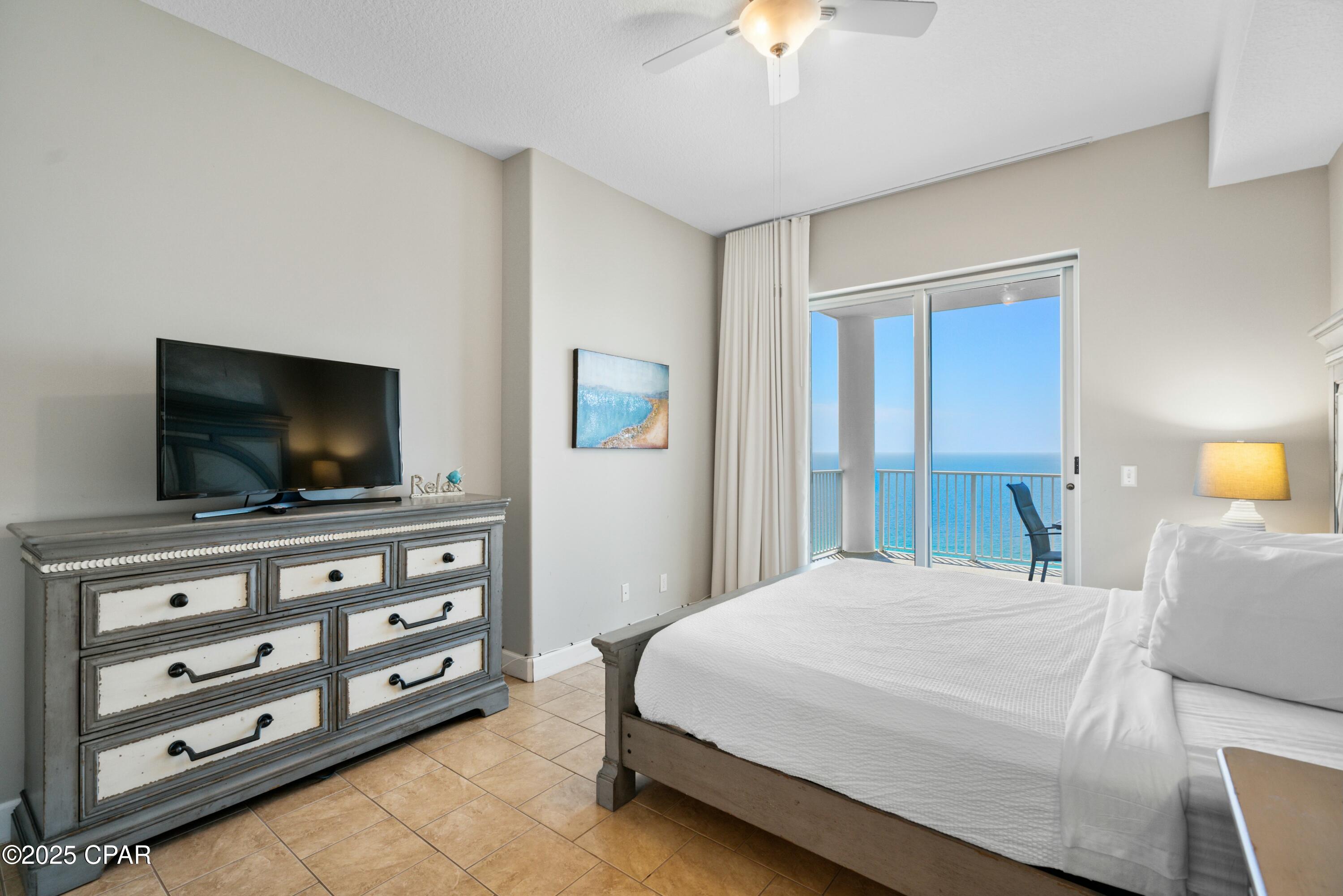 Image 20 For 10611 Front Beach Road 2001