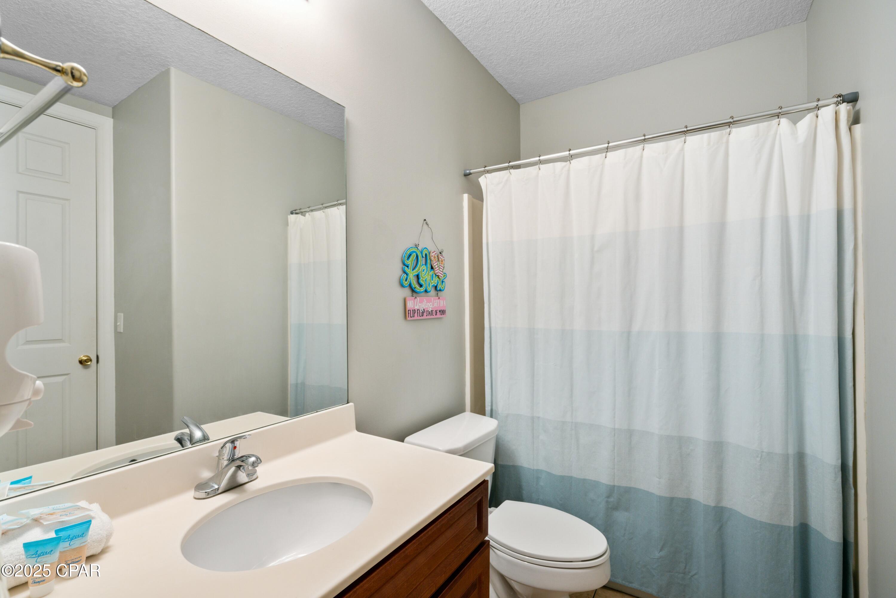 Image 31 For 10611 Front Beach Road 2001