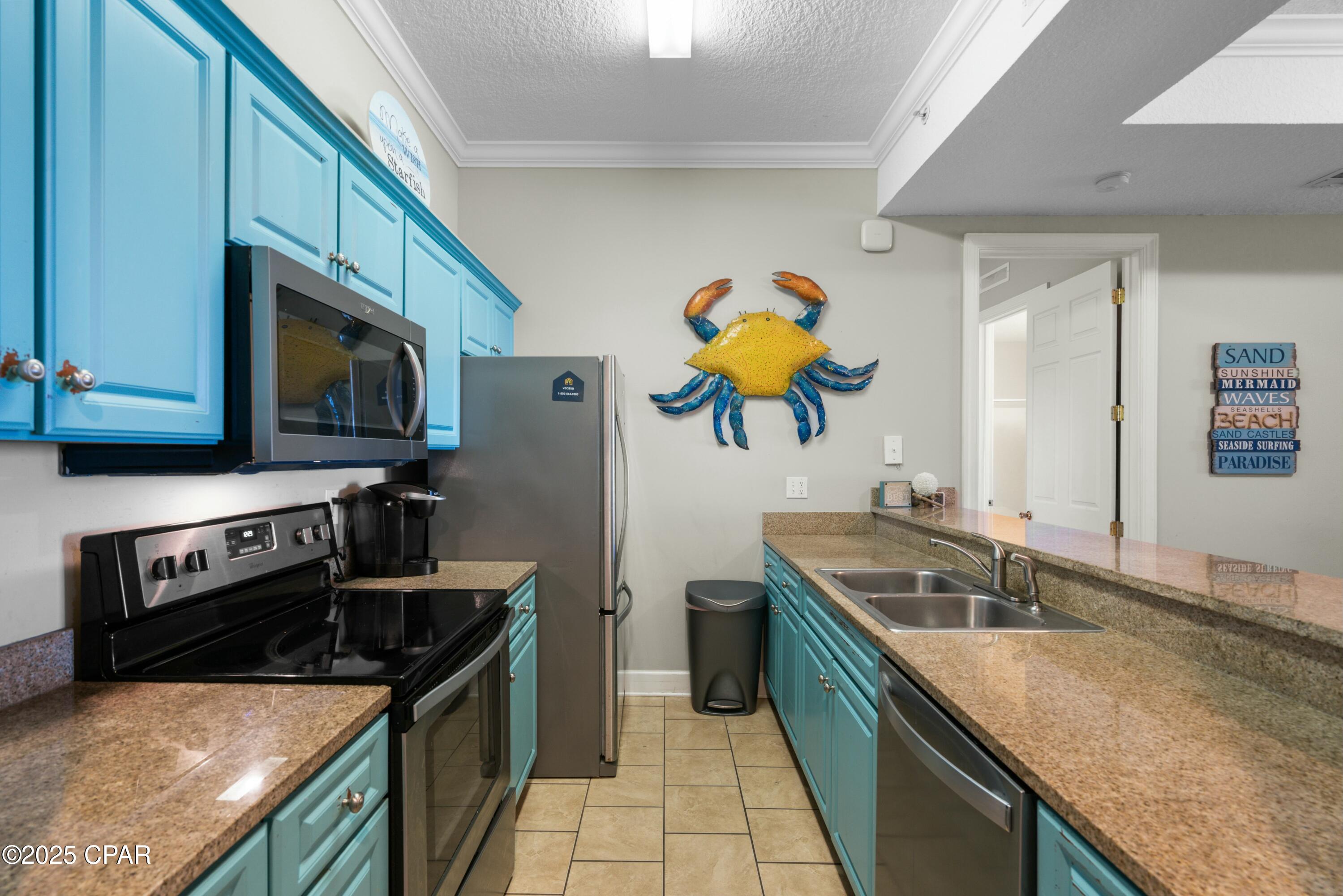 Image 9 For 10611 Front Beach Road 2001