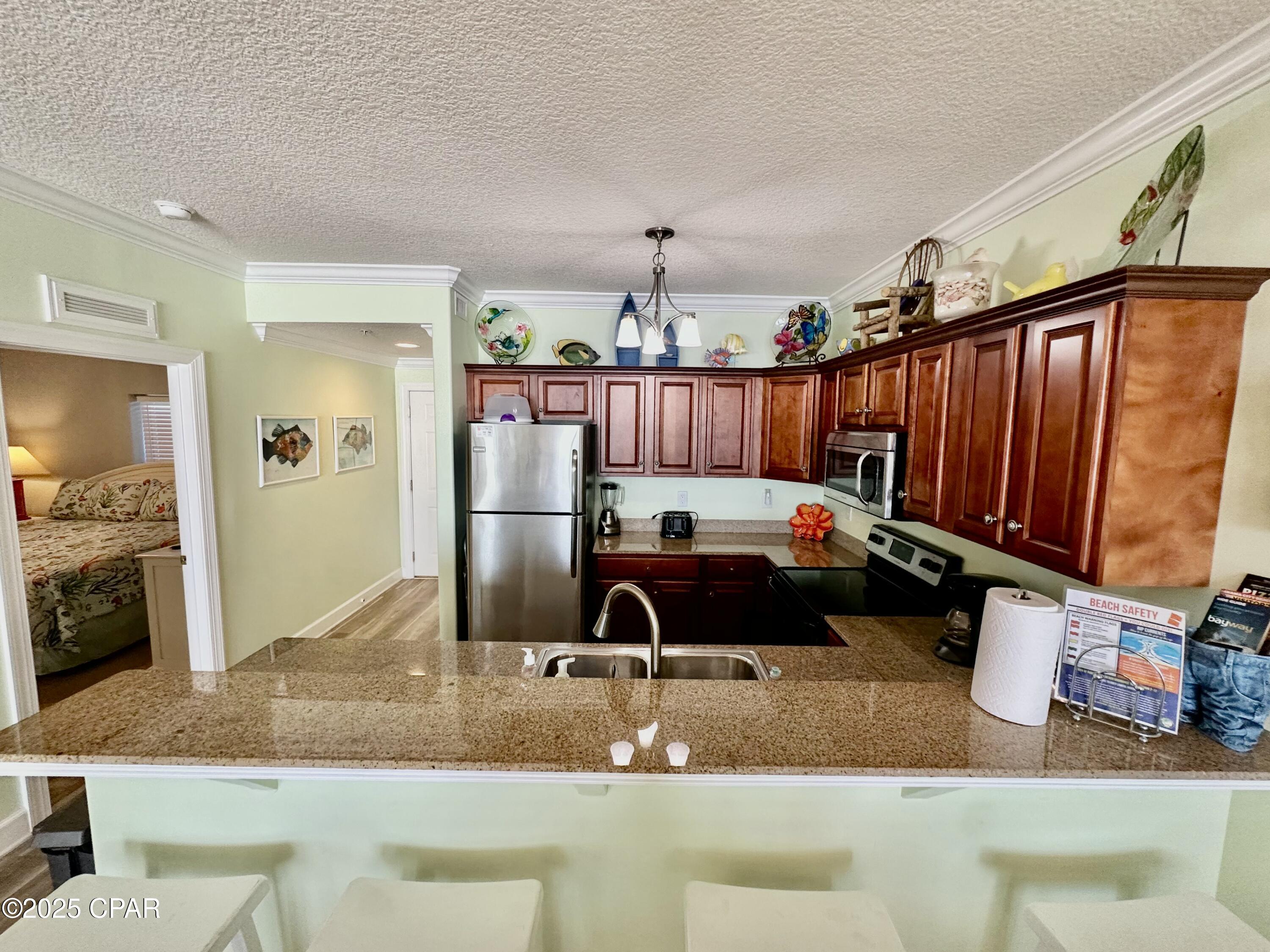 Image 12 For 17643 Front Beach Road 1904