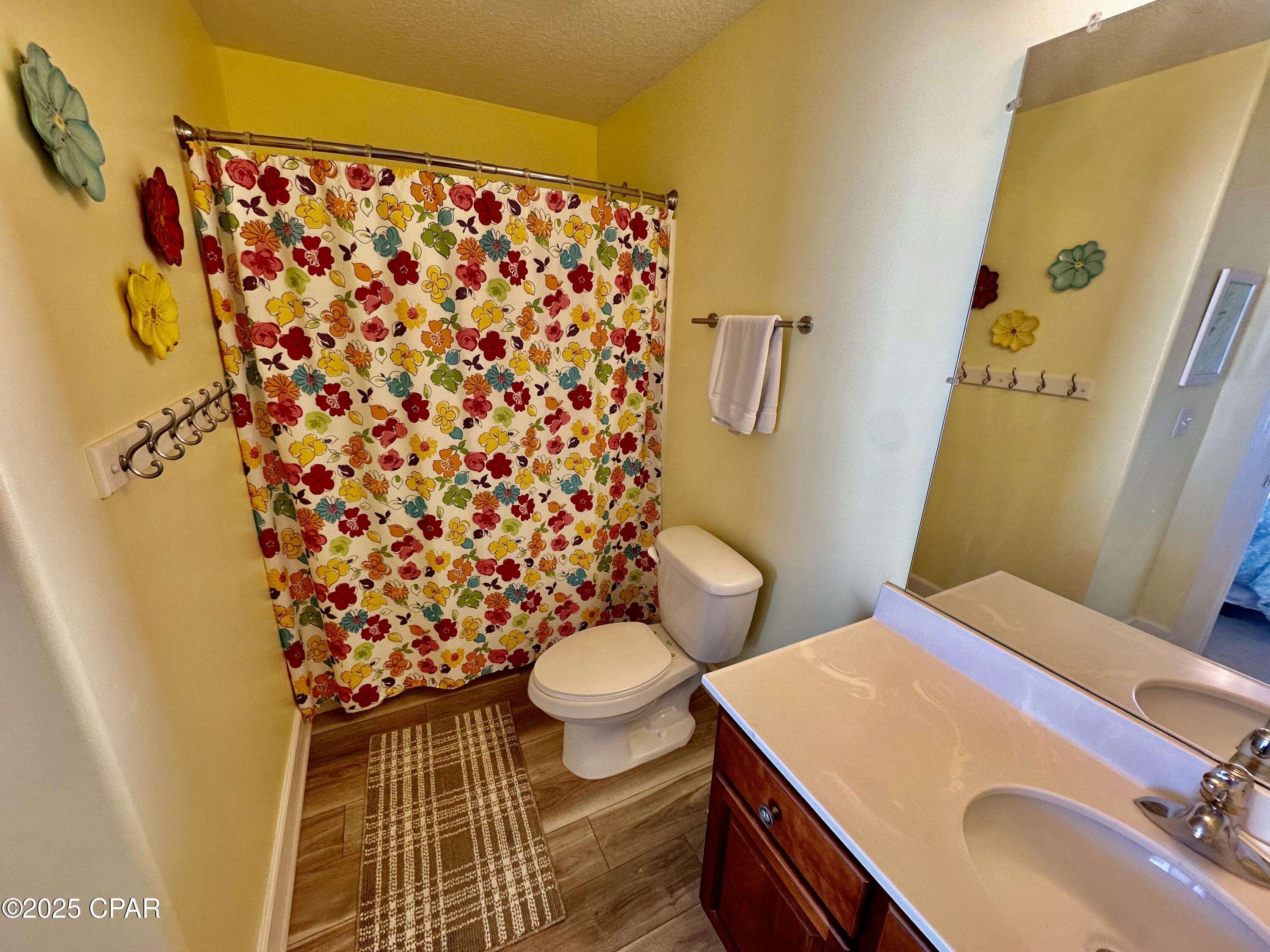 Image 19 For 17643 Front Beach Road 1904