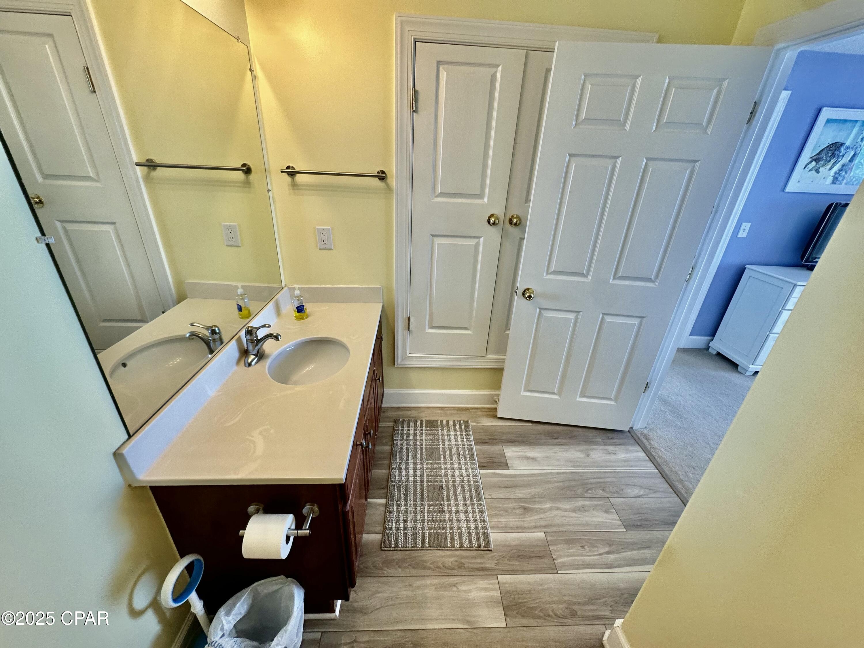 Image 20 For 17643 Front Beach Road 1904