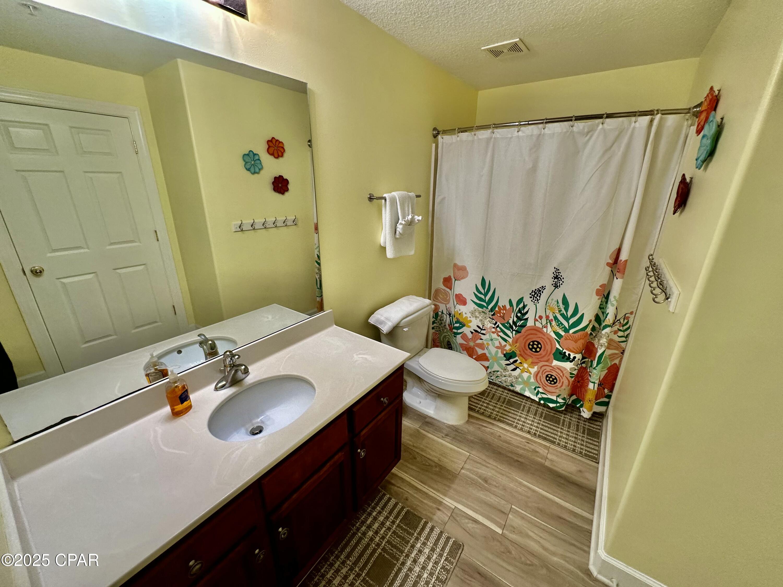 Image 26 For 17643 Front Beach Road 1904