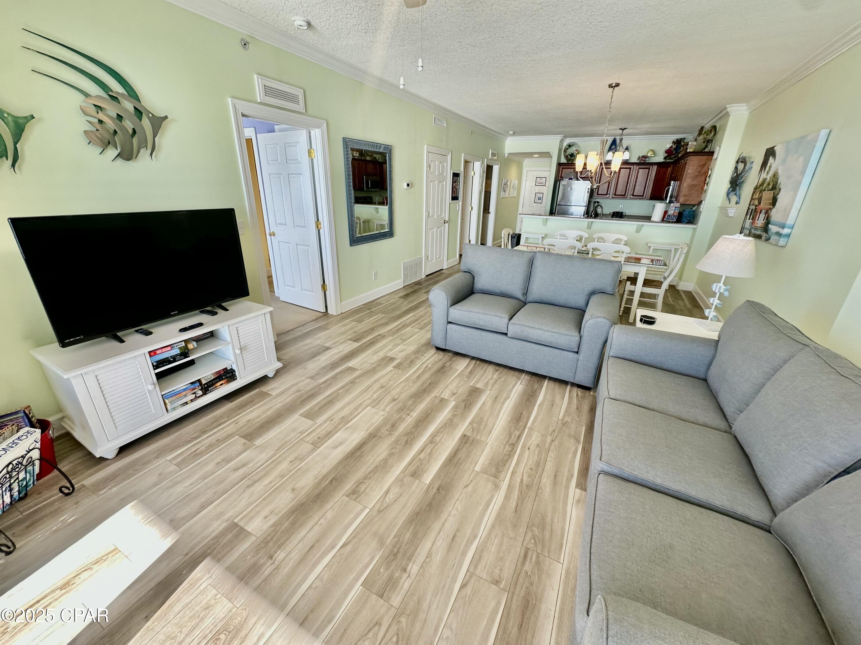 Image 4 For 17643 Front Beach Road 1904