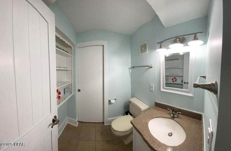 Image 11 For 8743 Thomas Drive 1417