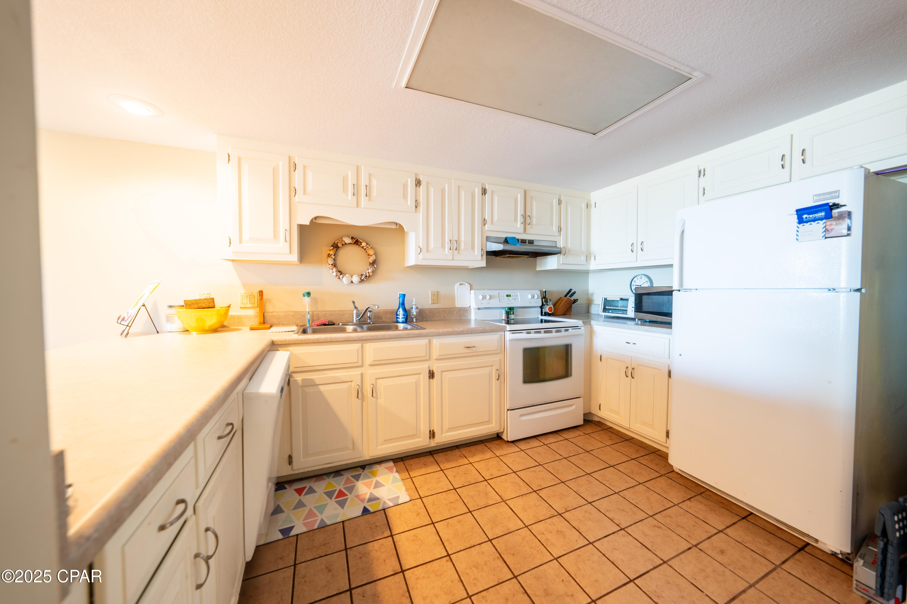 Image 33 For 9614 Beach Boulevard B