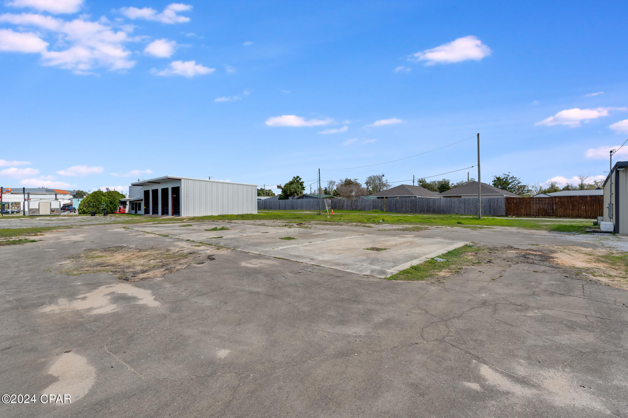 Image 24 For 523 Ohio Avenue