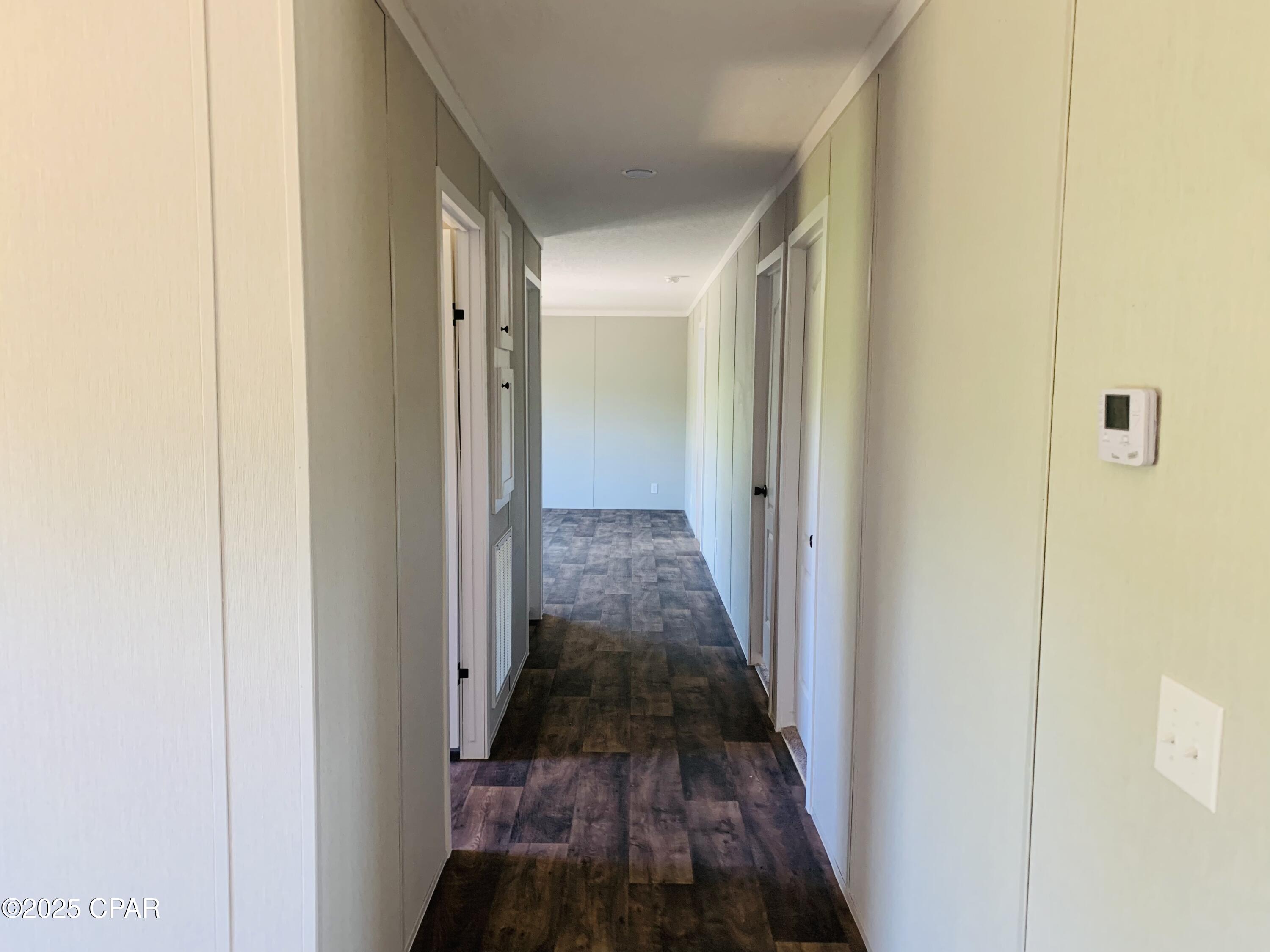 Listing photo id 19 for 333 Star Avenue