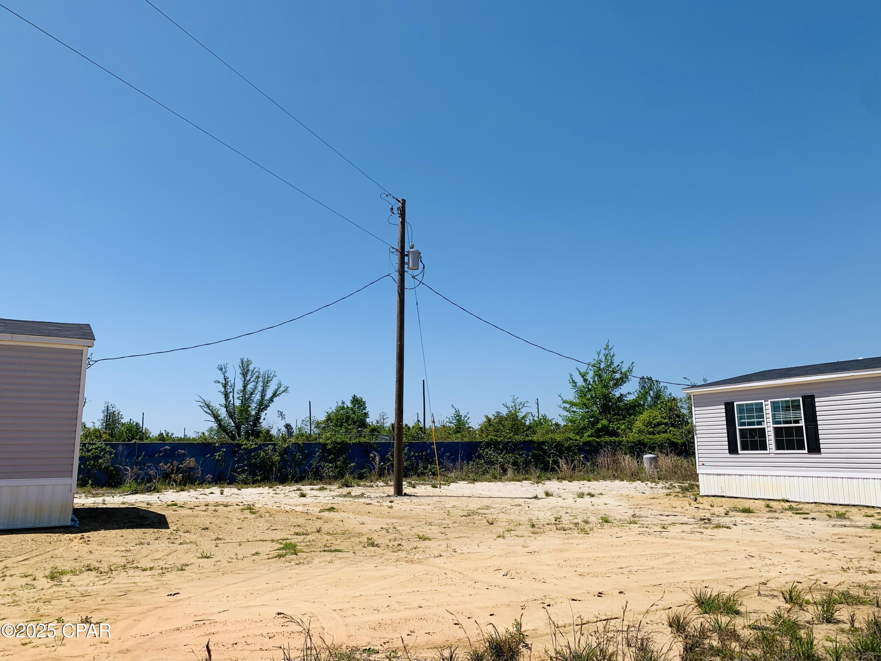 Listing photo id 38 for 333 Star Avenue