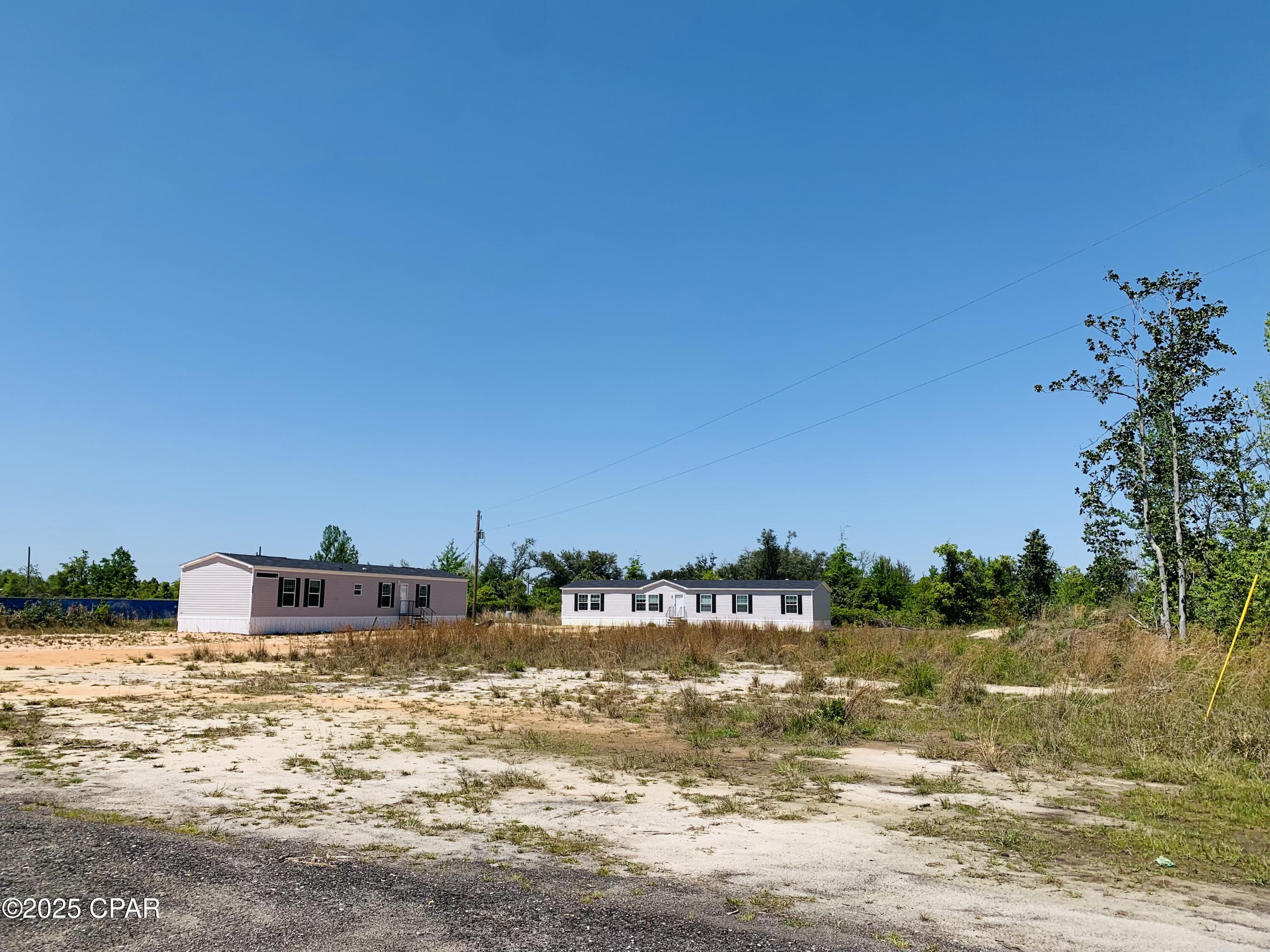 Listing photo id 5 for 333 Star Avenue