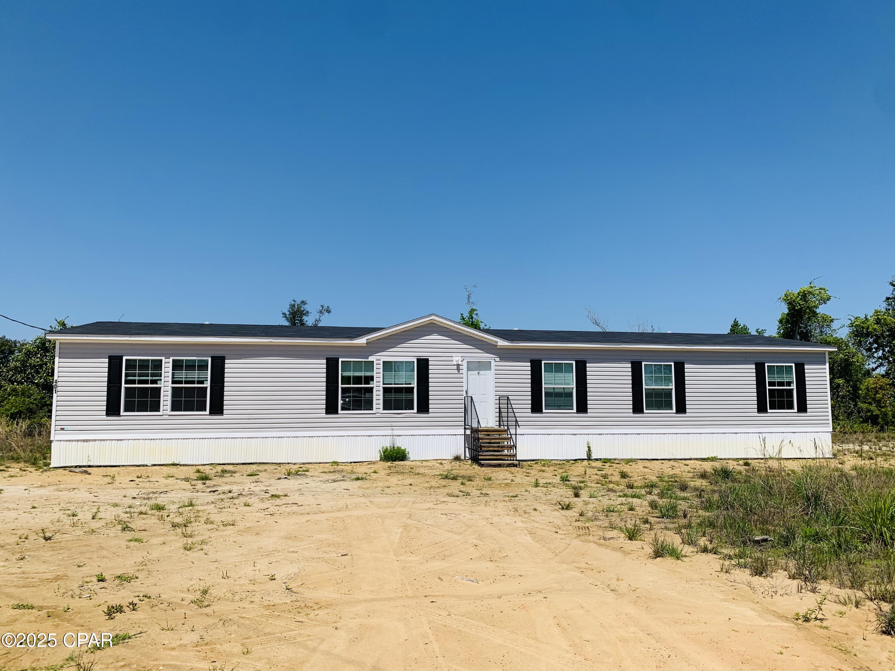 Listing photo id 7 for 333 Star Avenue